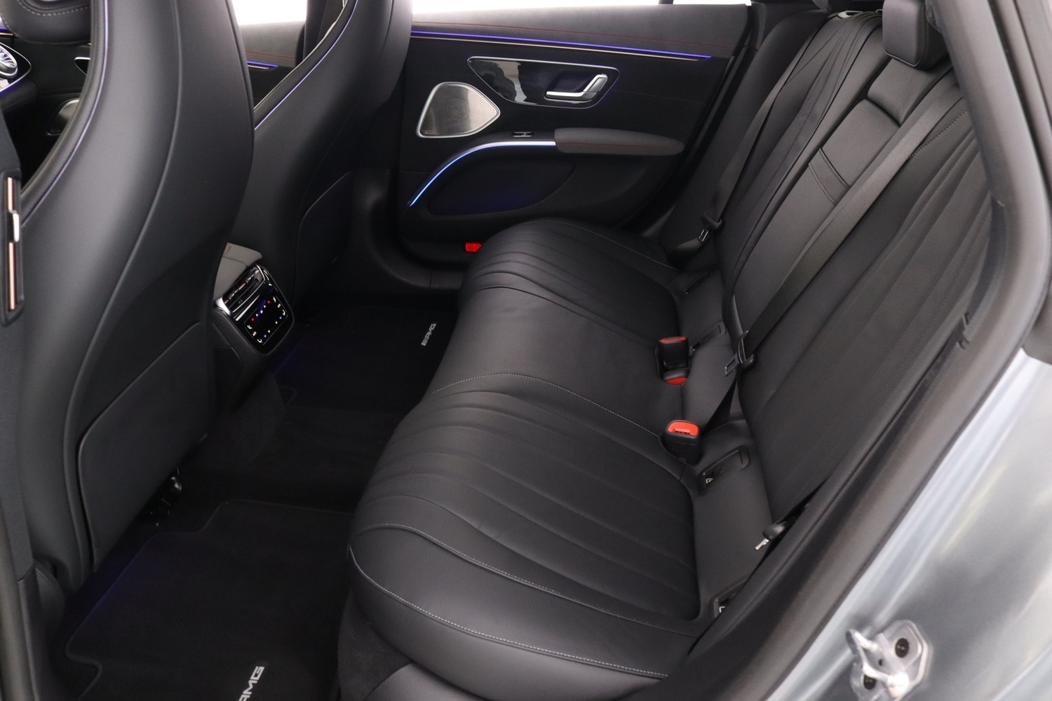 Mercedes-Benz EQS vaihtoauto