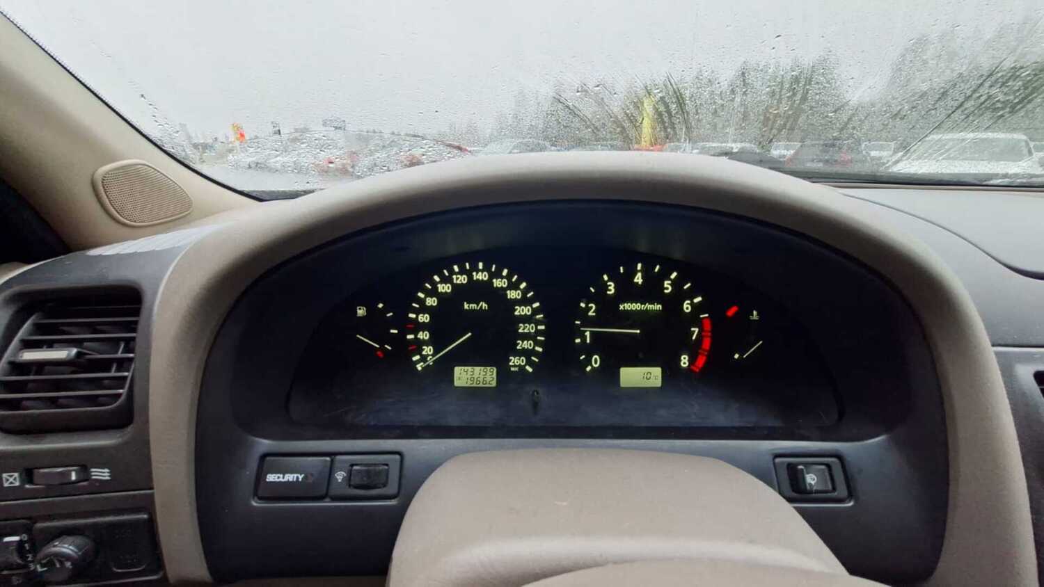 Nissan Maxima vaihtoauto