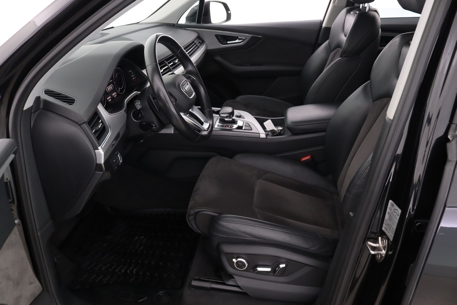 Audi Q7 vaihtoauto