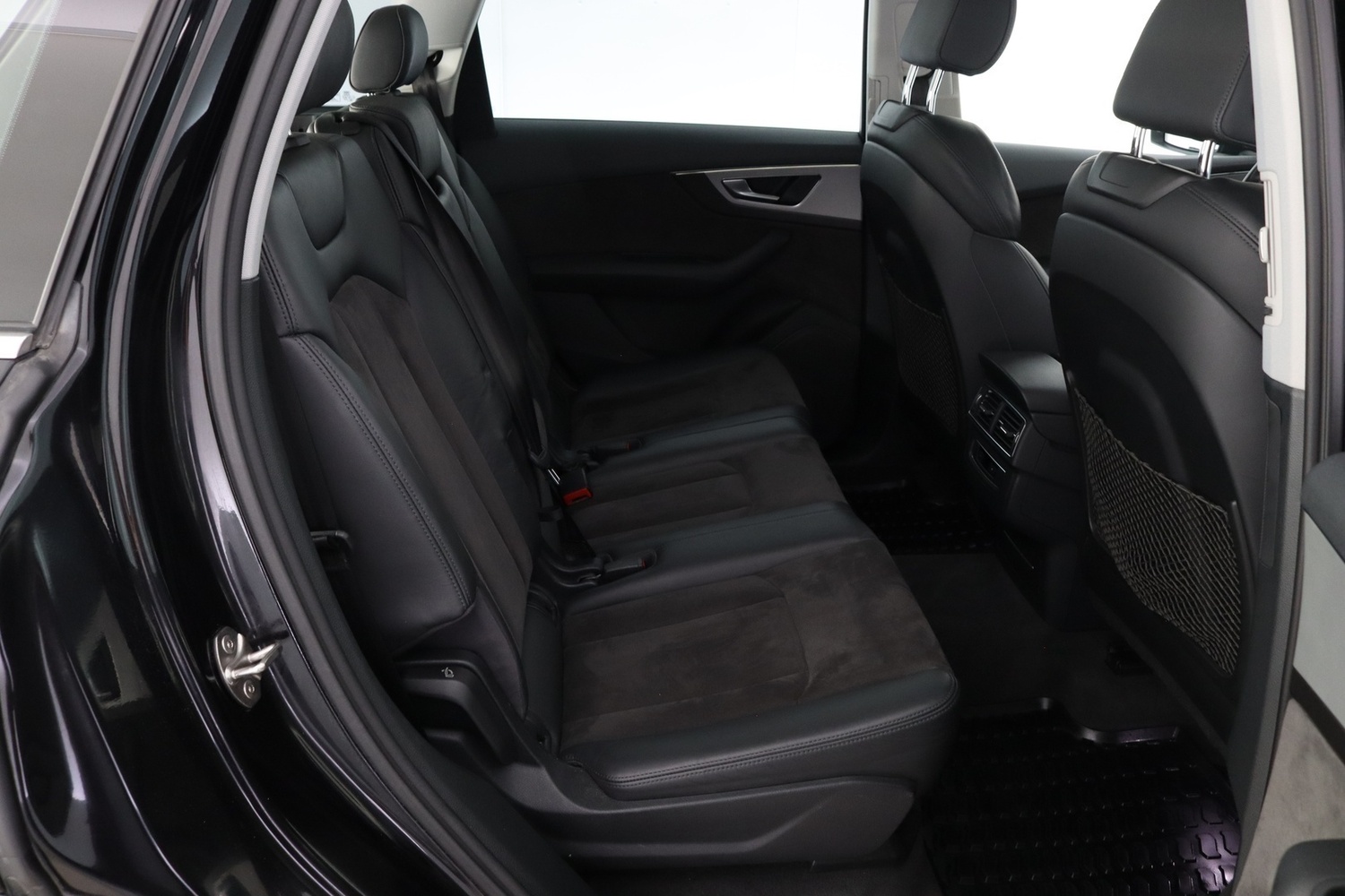 Audi Q7 vaihtoauto