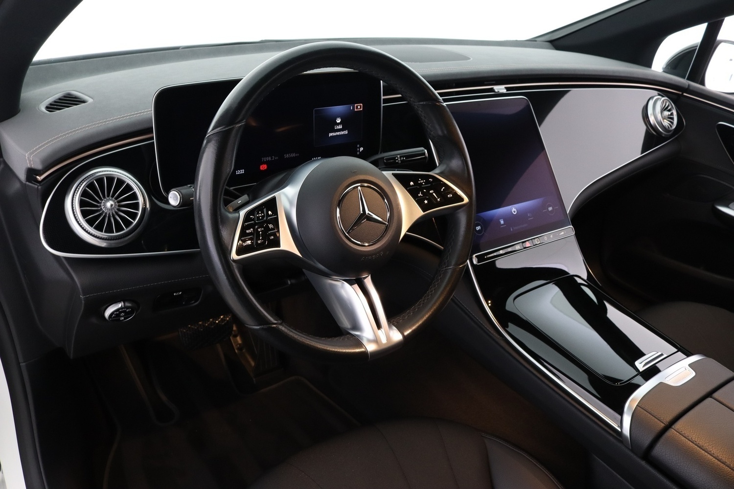 Mercedes-Benz EQE vaihtoauto