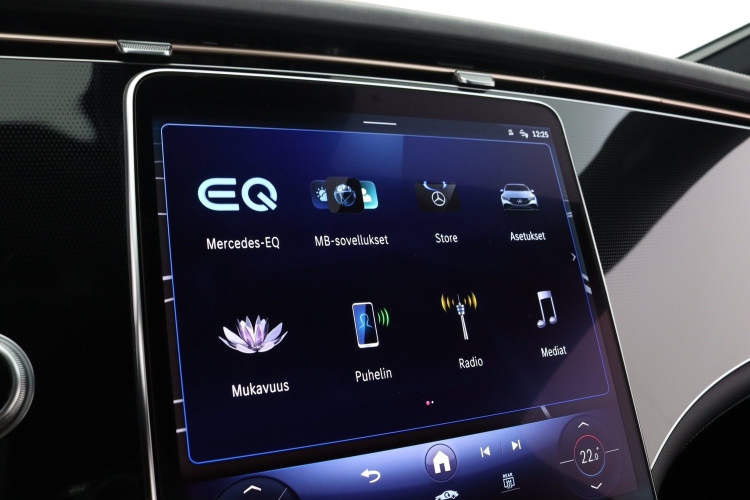 Mercedes-Benz EQE vaihtoauto