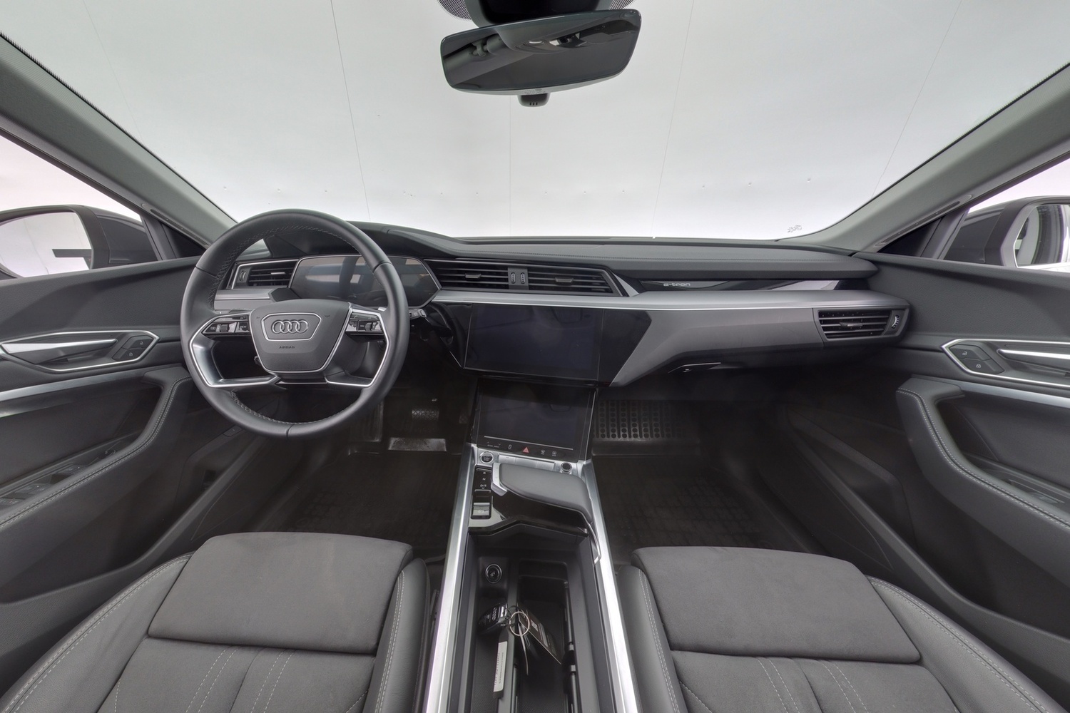 Audi Q8 e-tron vaihtoauto