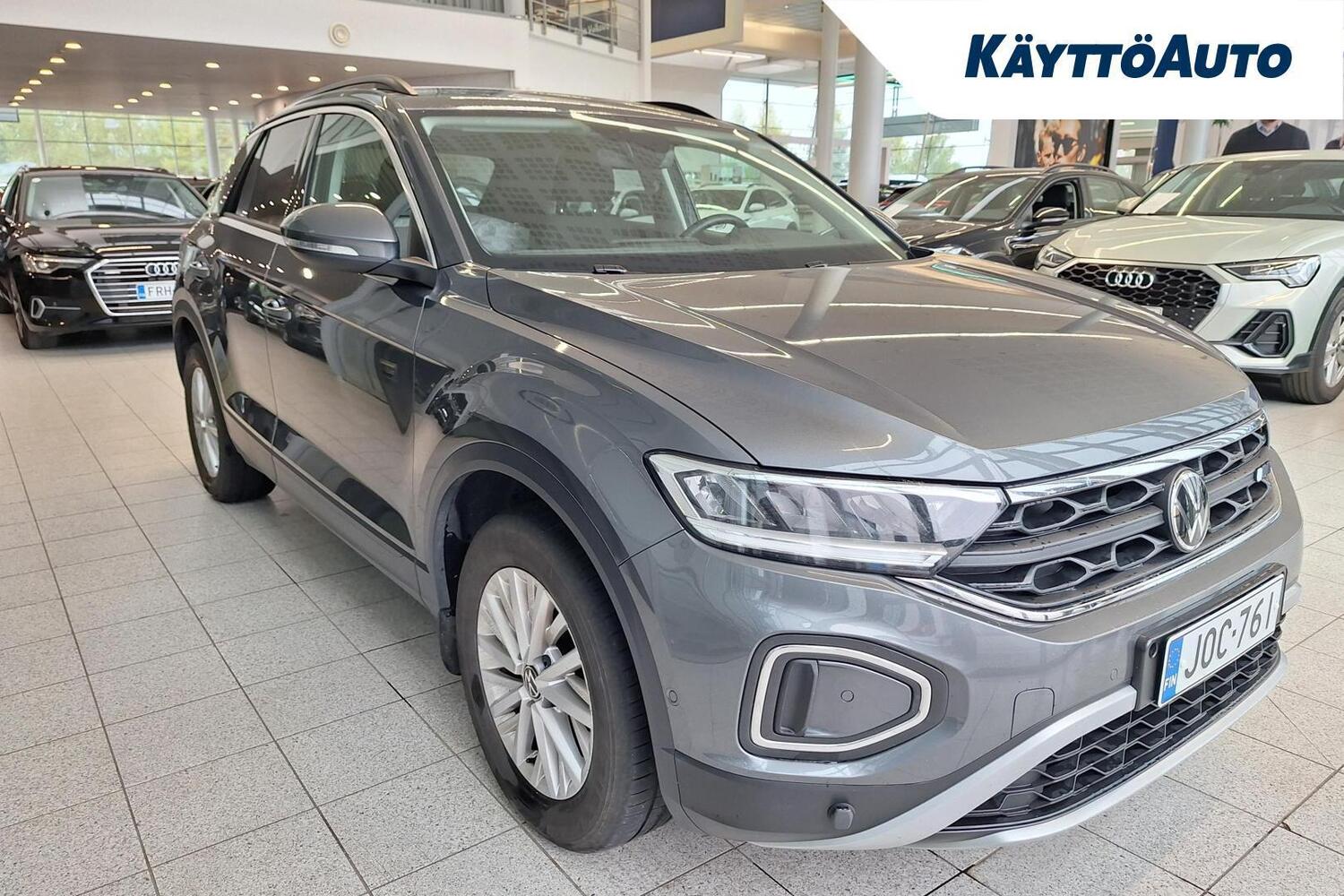 Volkswagen T-Roc vaihtoauto