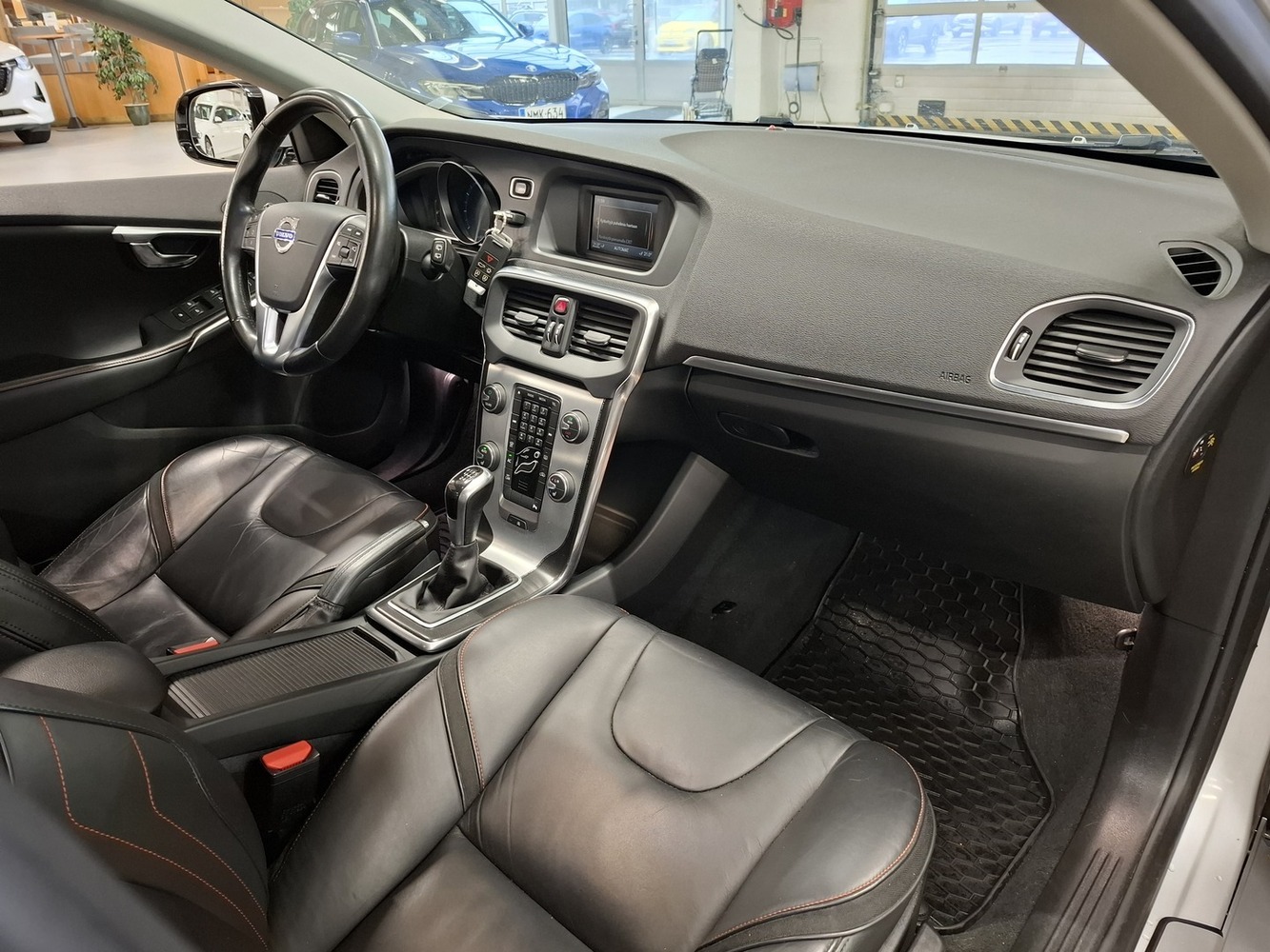 Volvo V40 vaihtoauto