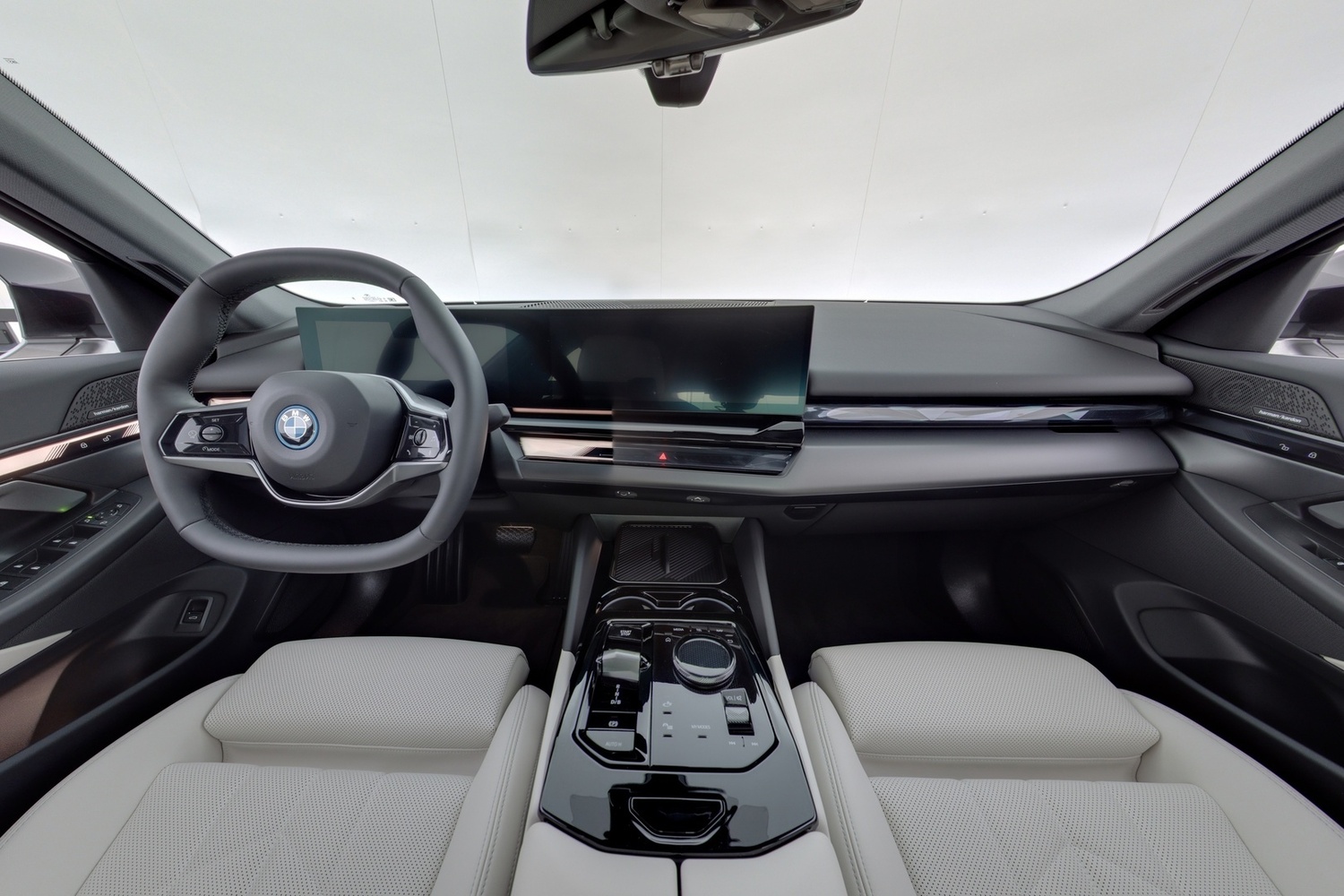 BMW i5 vaihtoauto