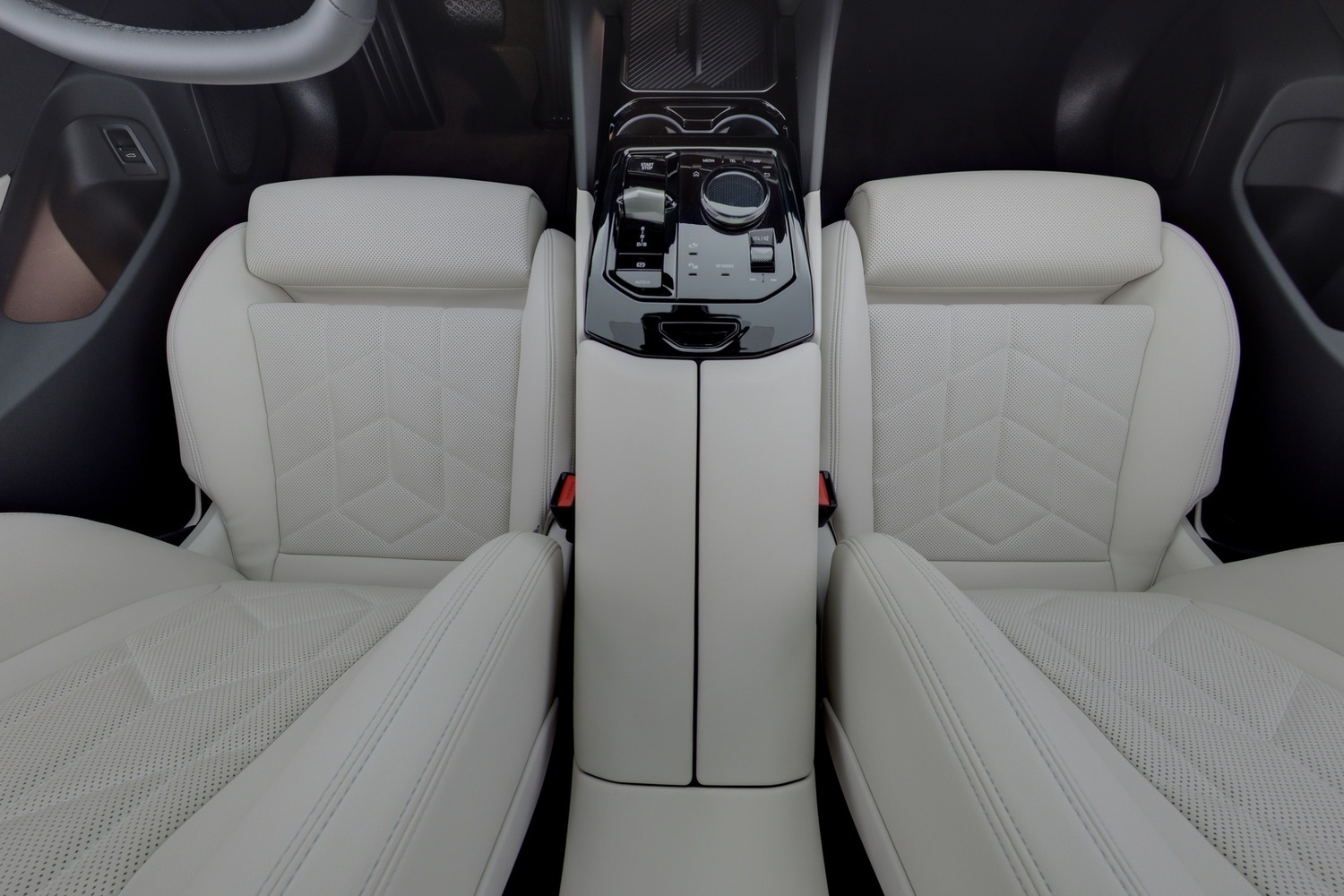 BMW i5 vaihtoauto