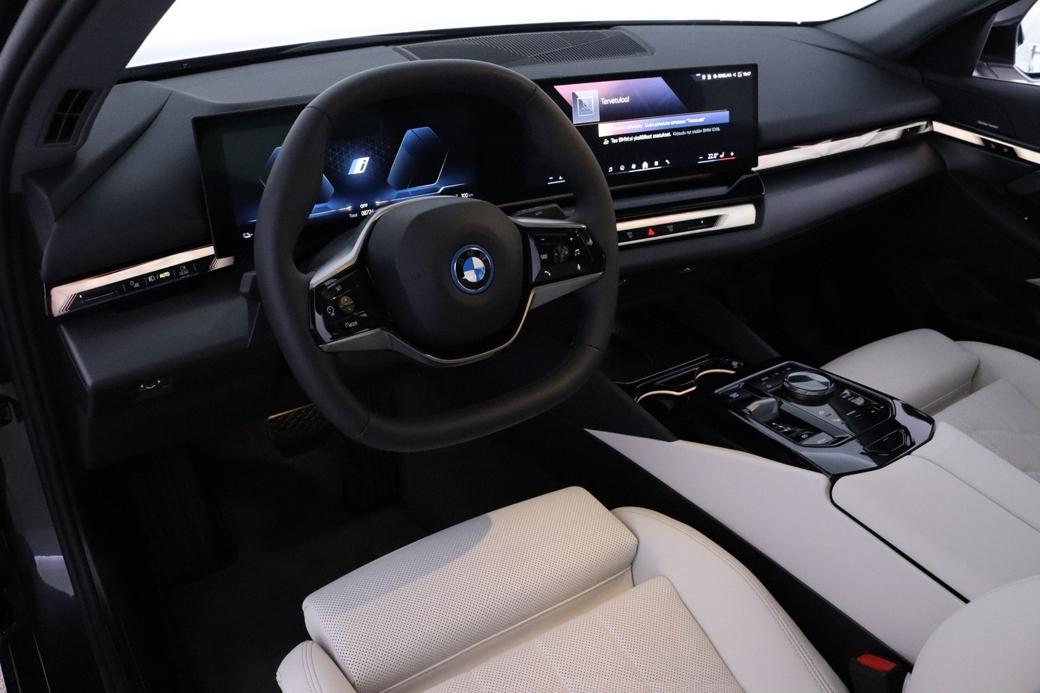 BMW i5 vaihtoauto