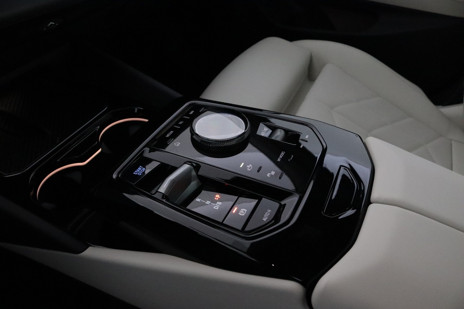 BMW i5 vaihtoauto