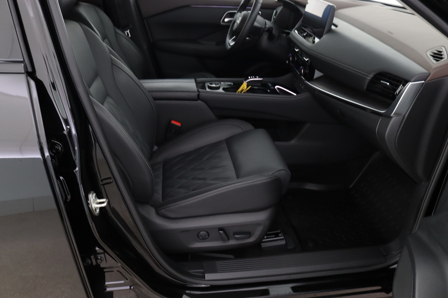 Nissan X-Trail vaihtoauto
