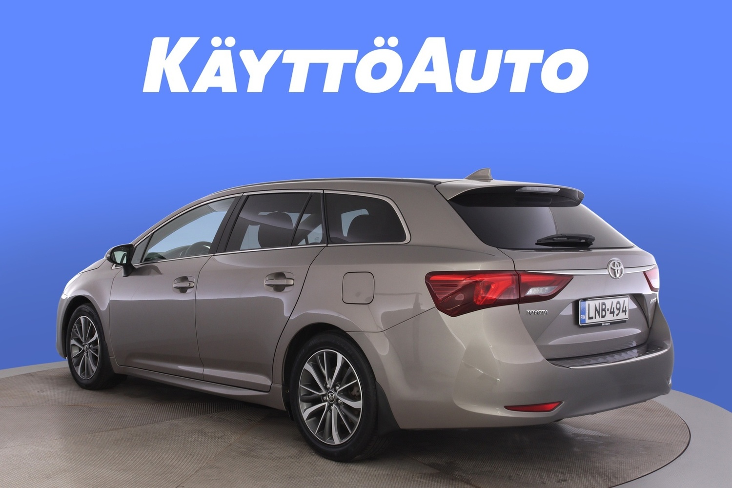 Toyota Avensis vaihtoauto
