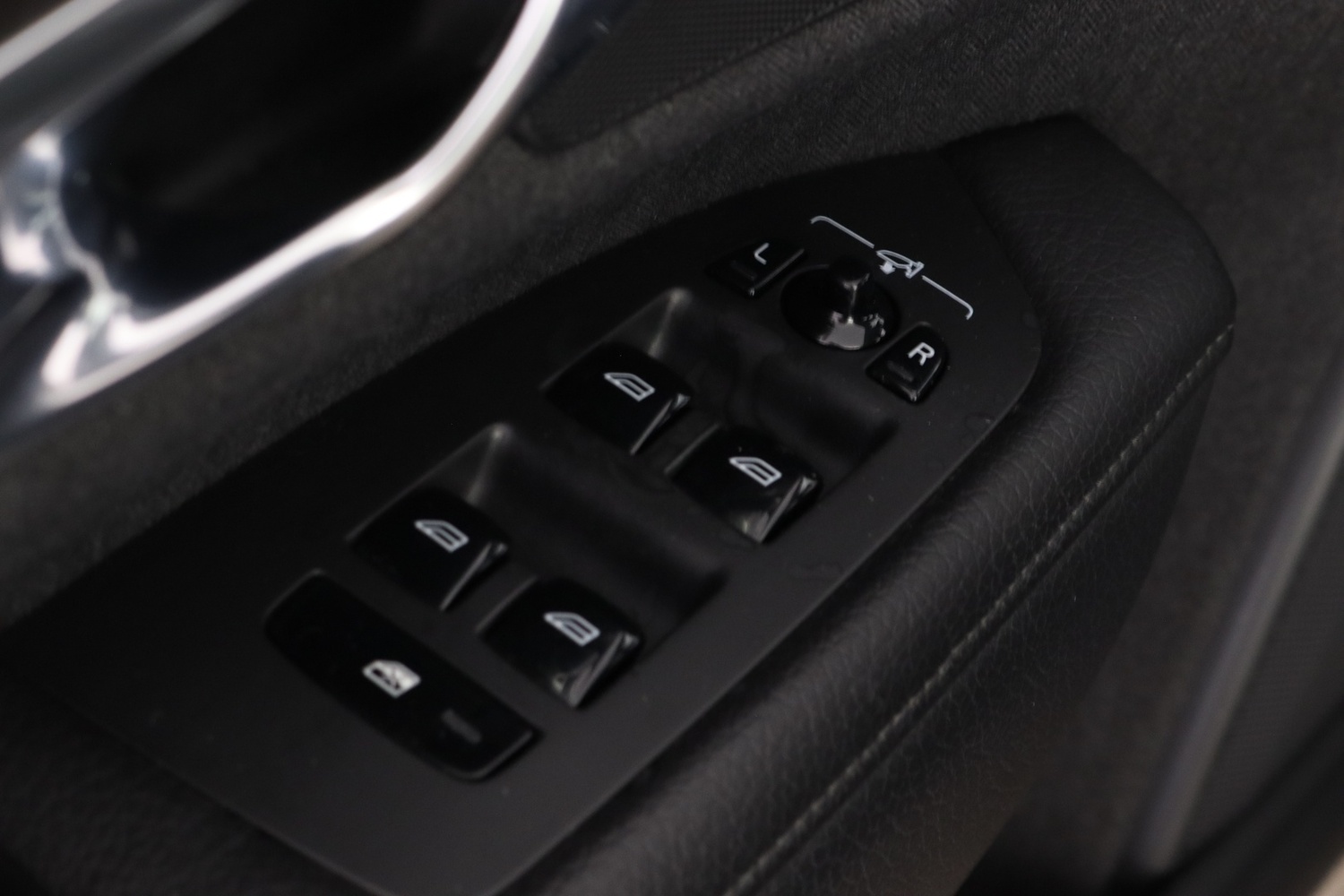 Volvo V90 Cross Country vaihtoauto