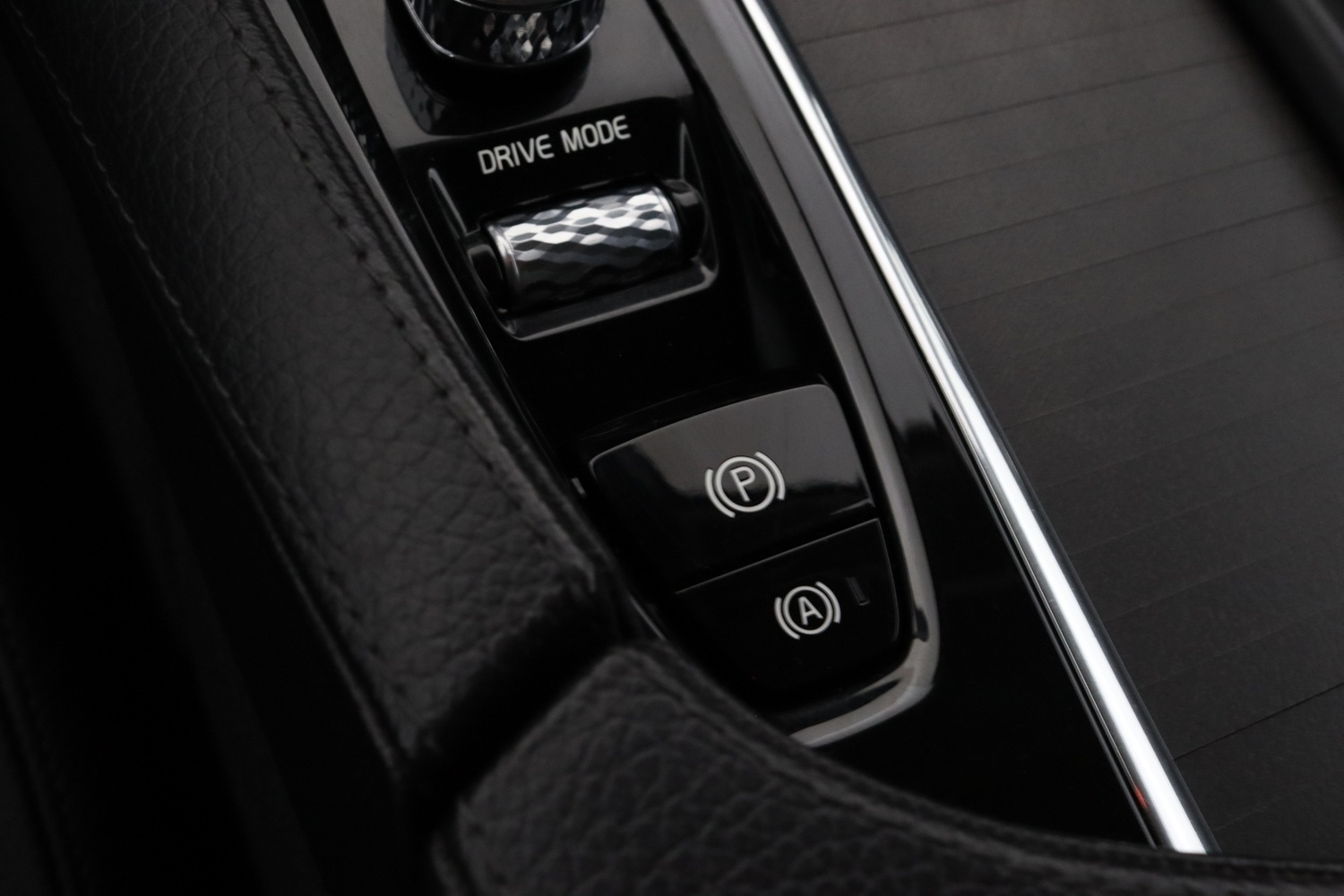 Volvo V90 Cross Country vaihtoauto