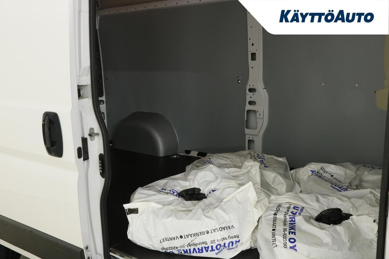 Opel Movano vaihtoauto