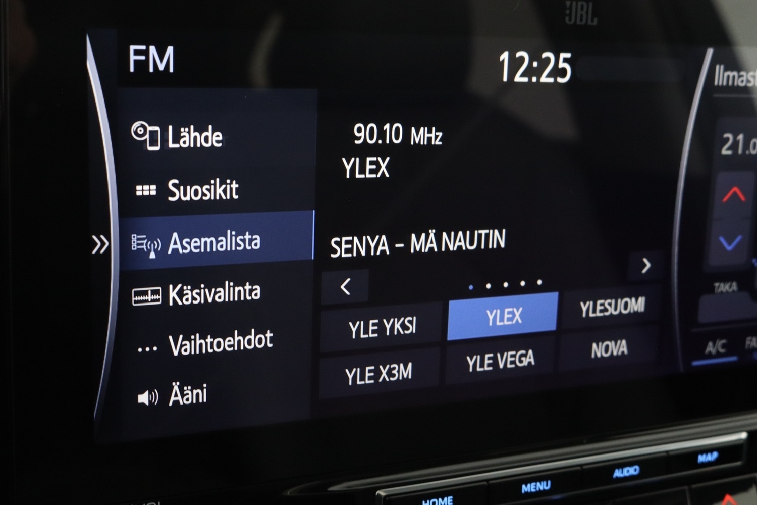 Toyota Land Cruiser vaihtoauto