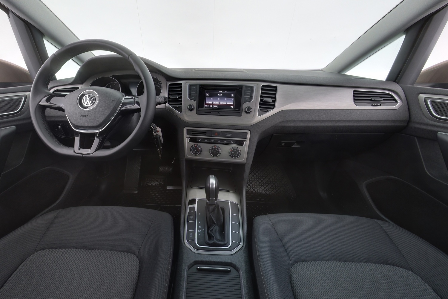 Volkswagen Golf Sportsvan vaihtoauto