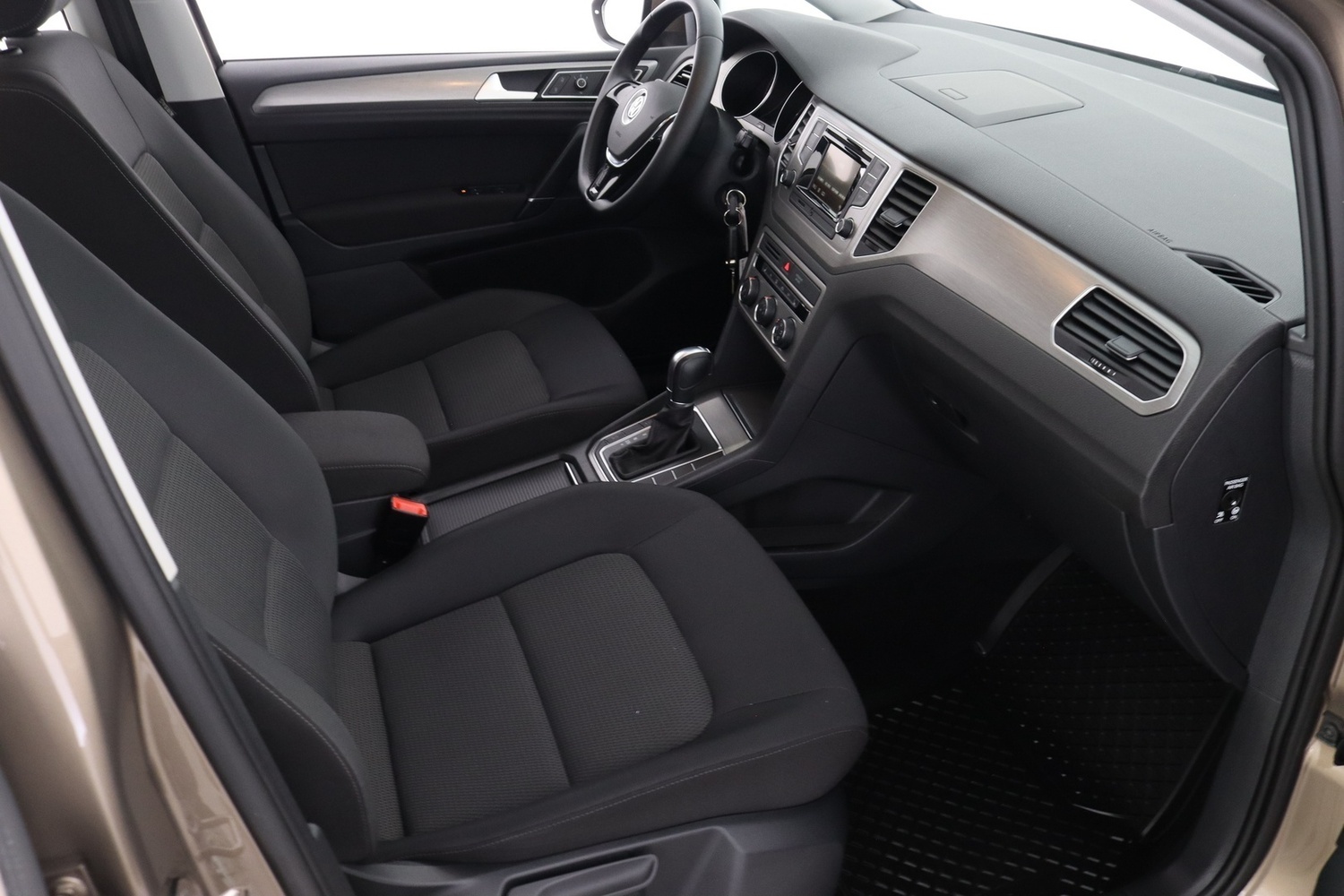 Volkswagen Golf Sportsvan vaihtoauto