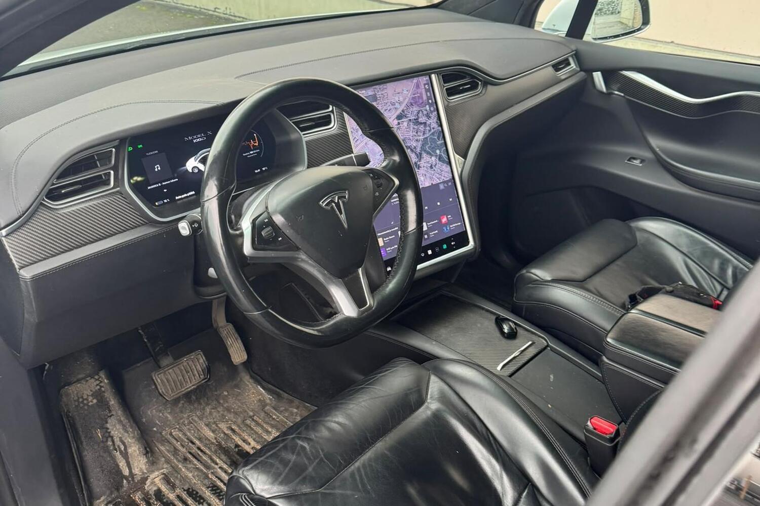 Tesla Model X vaihtoauto