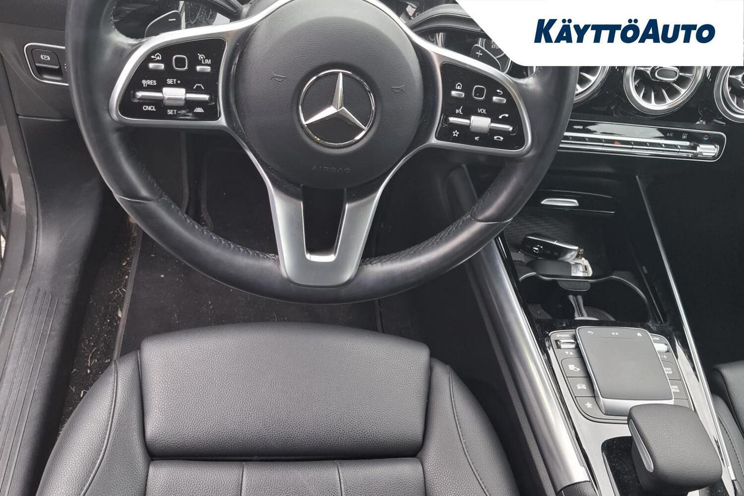 Mercedes-Benz EQA vaihtoauto