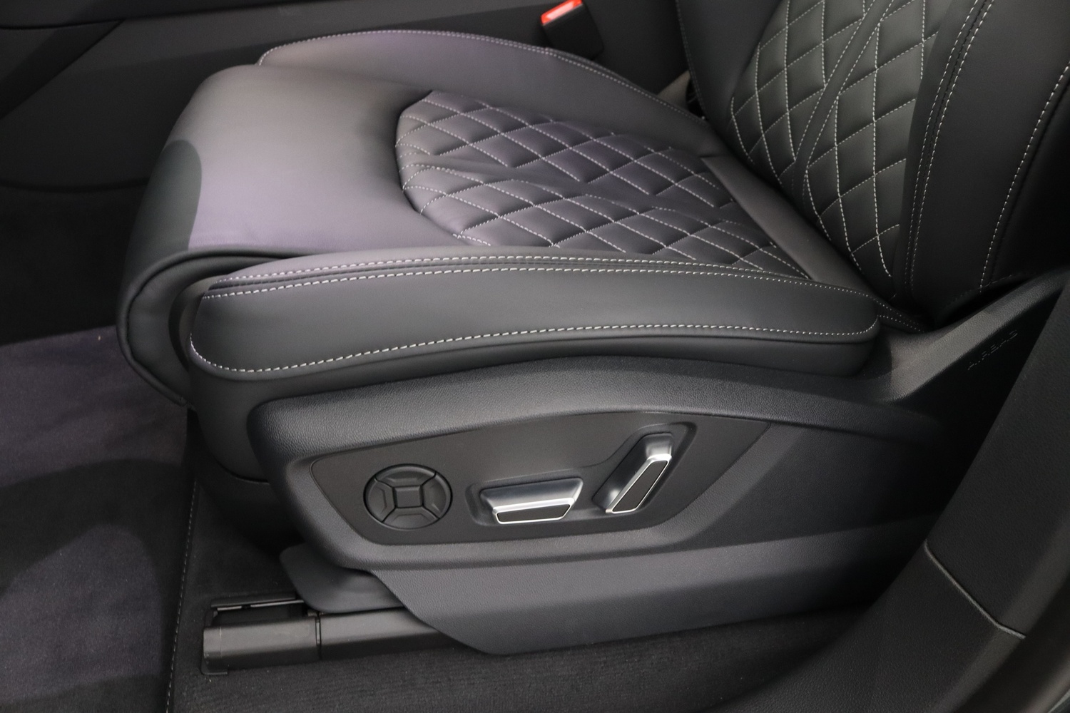 Audi Q8 vaihtoauto