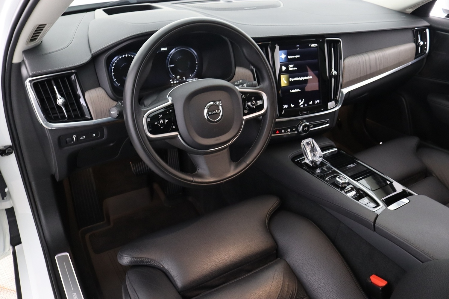 Volvo V90 vaihtoauto