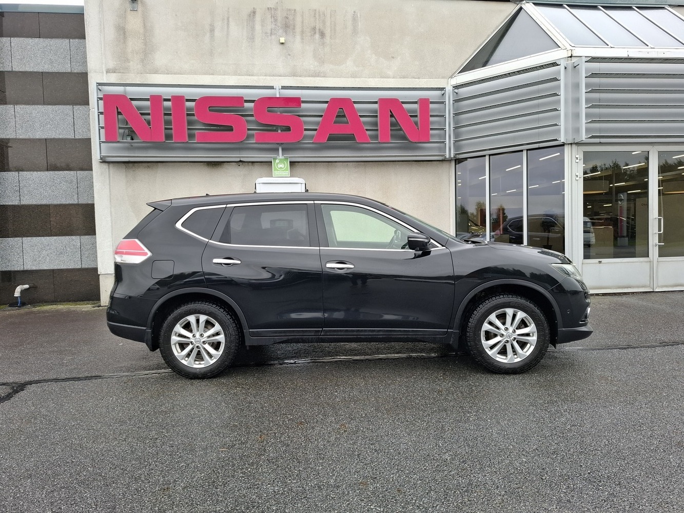 Nissan X-Trail vaihtoauto