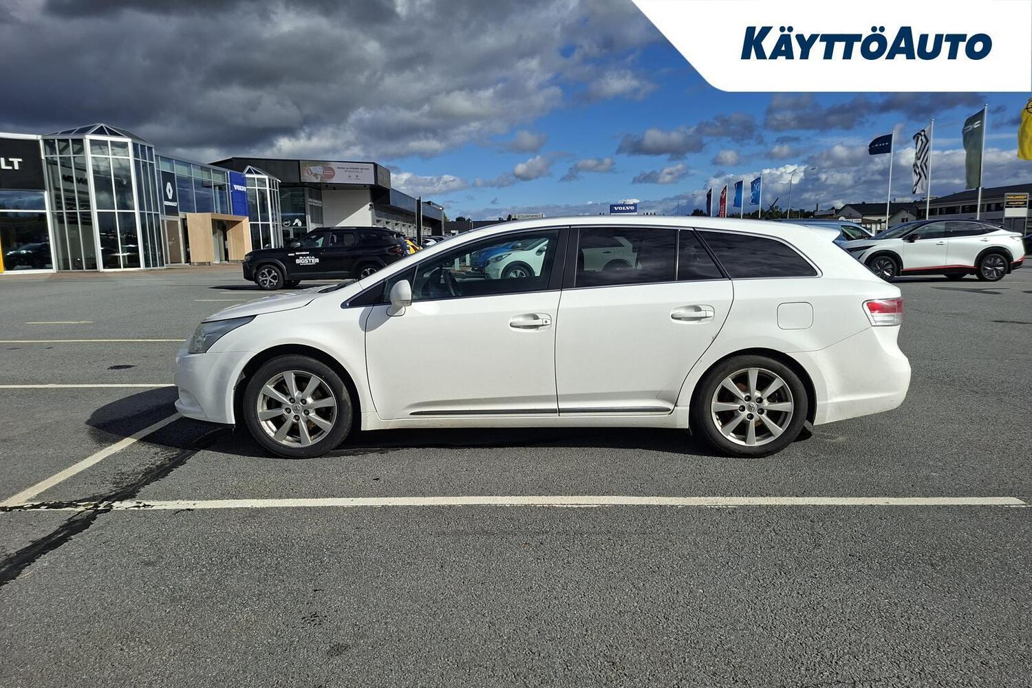 Toyota Avensis vaihtoauto