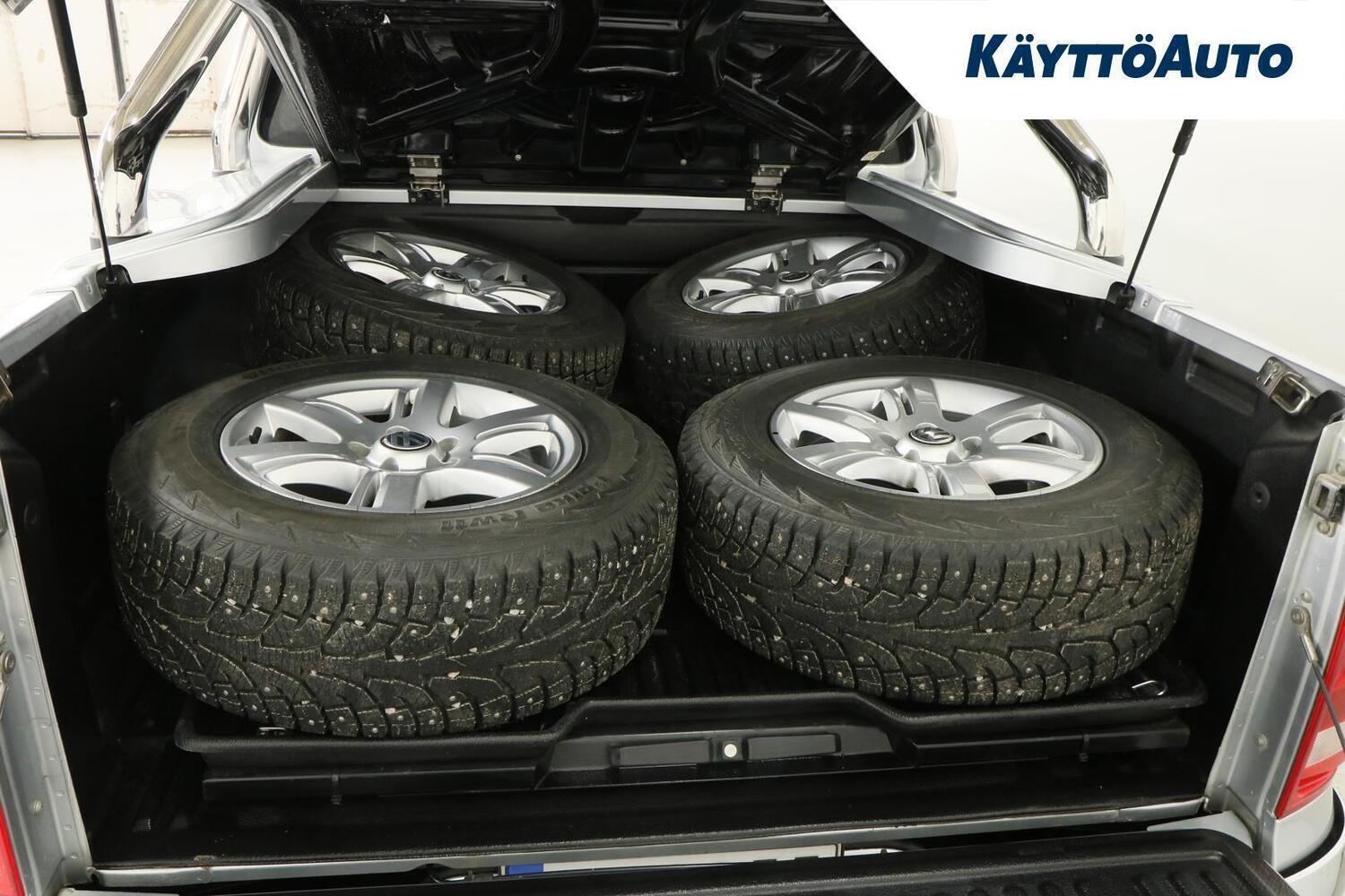 Volkswagen Amarok vaihtoauto