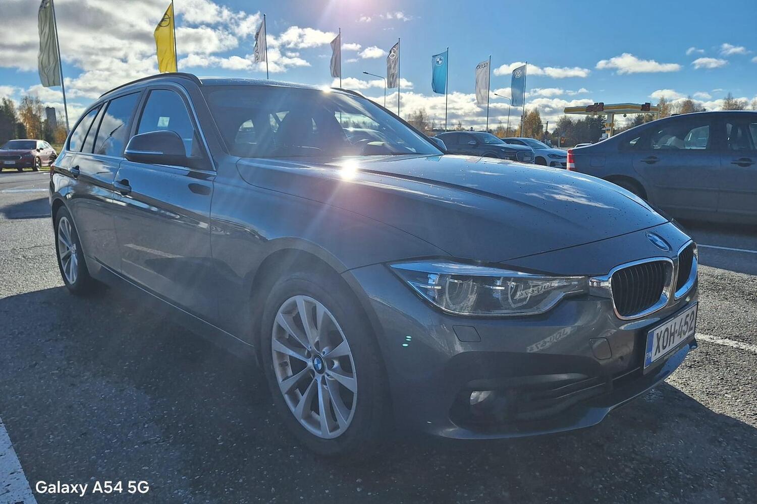 BMW 320 vaihtoauto