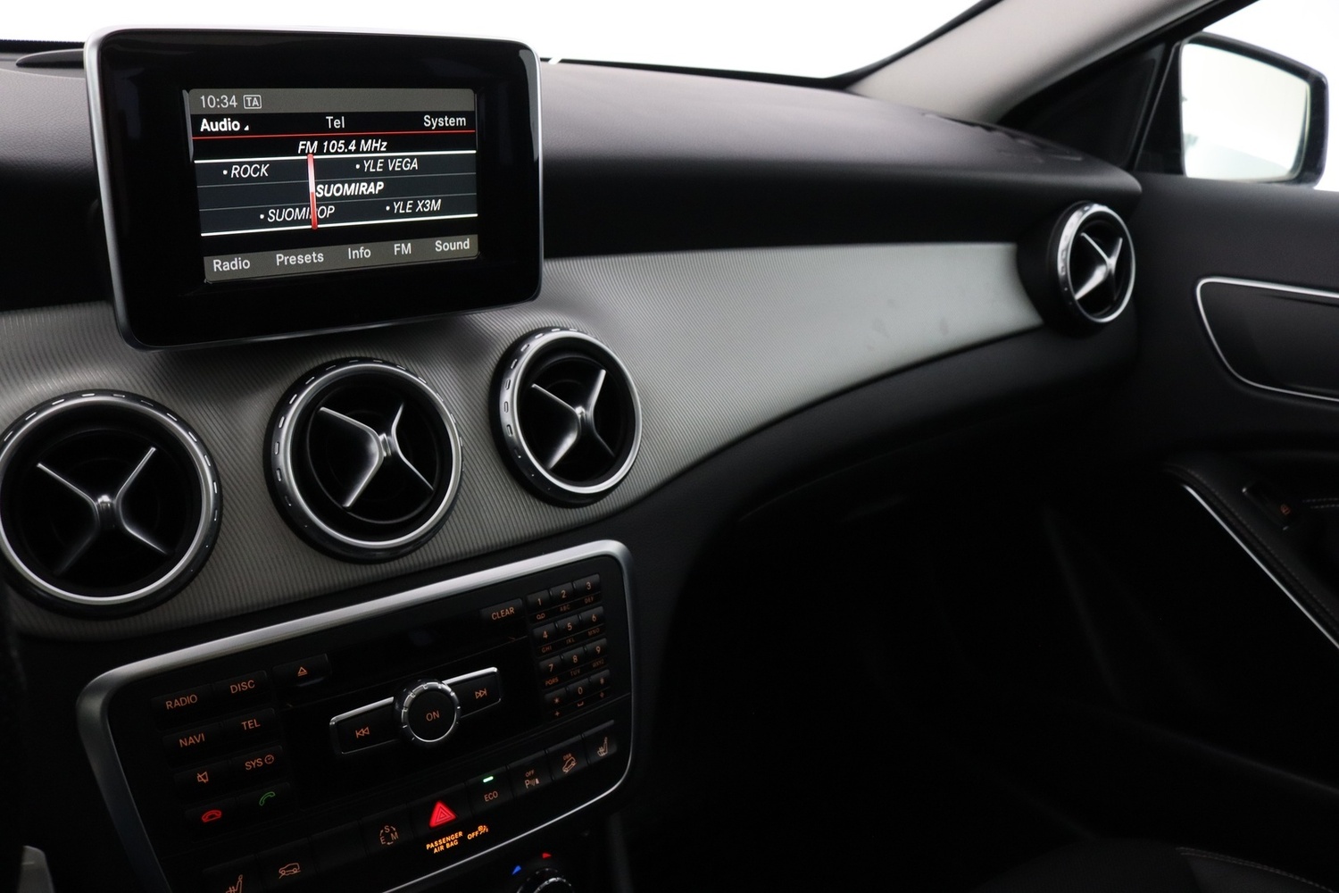 Mercedes-Benz GLA vaihtoauto
