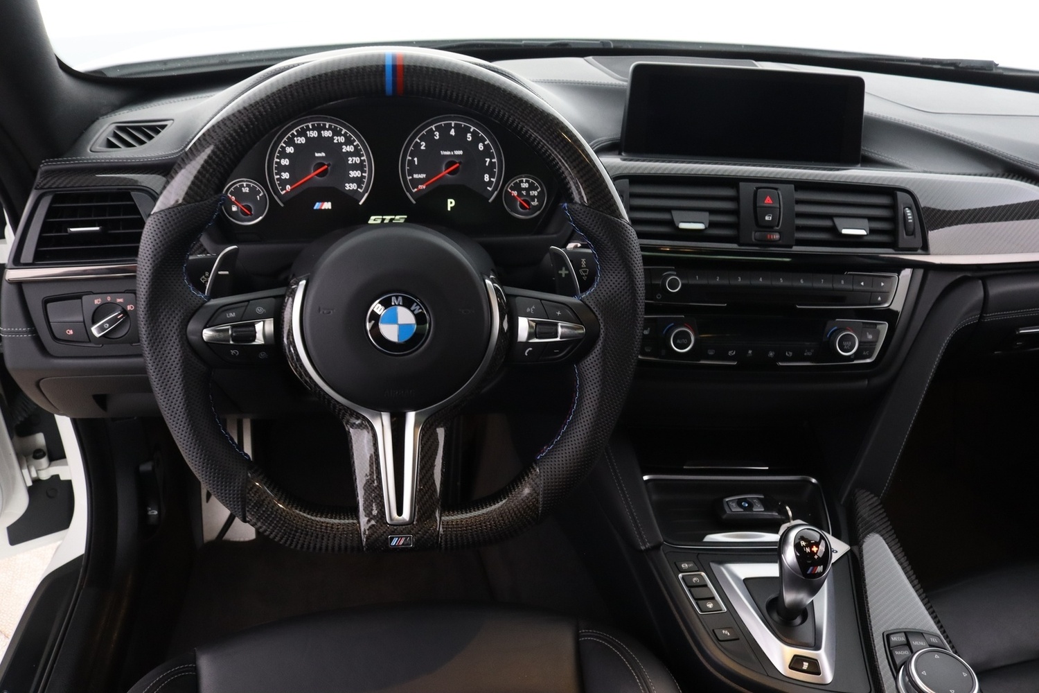 BMW M4 vaihtoauto
