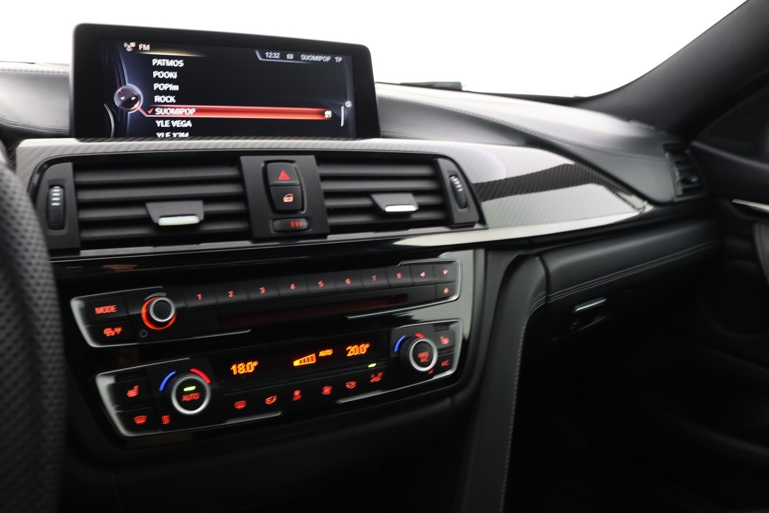 BMW M4 vaihtoauto