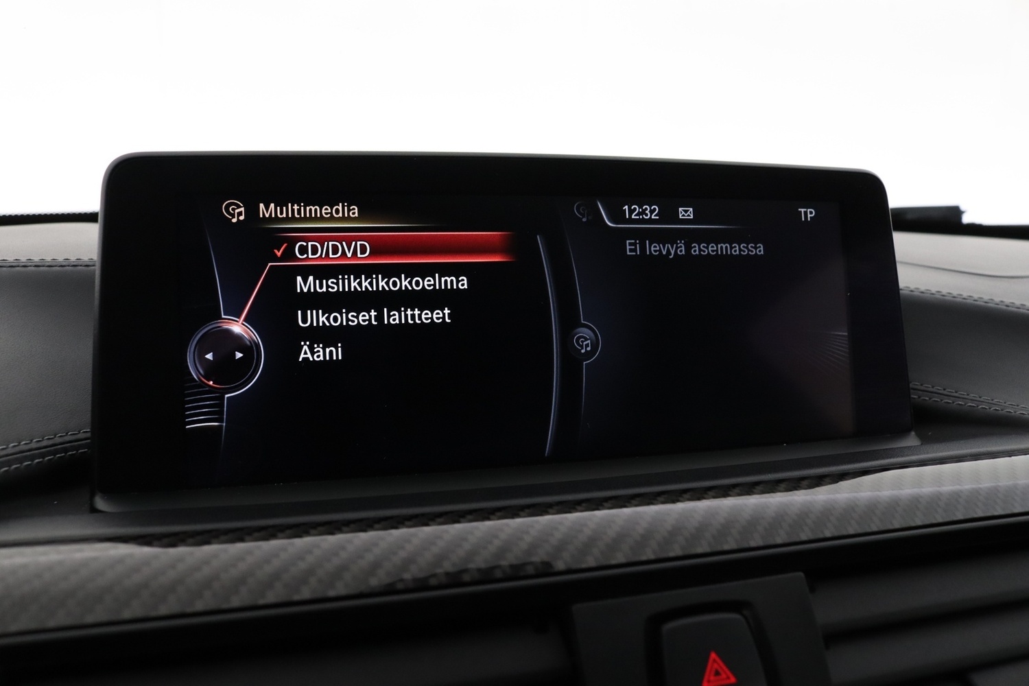 BMW M4 vaihtoauto