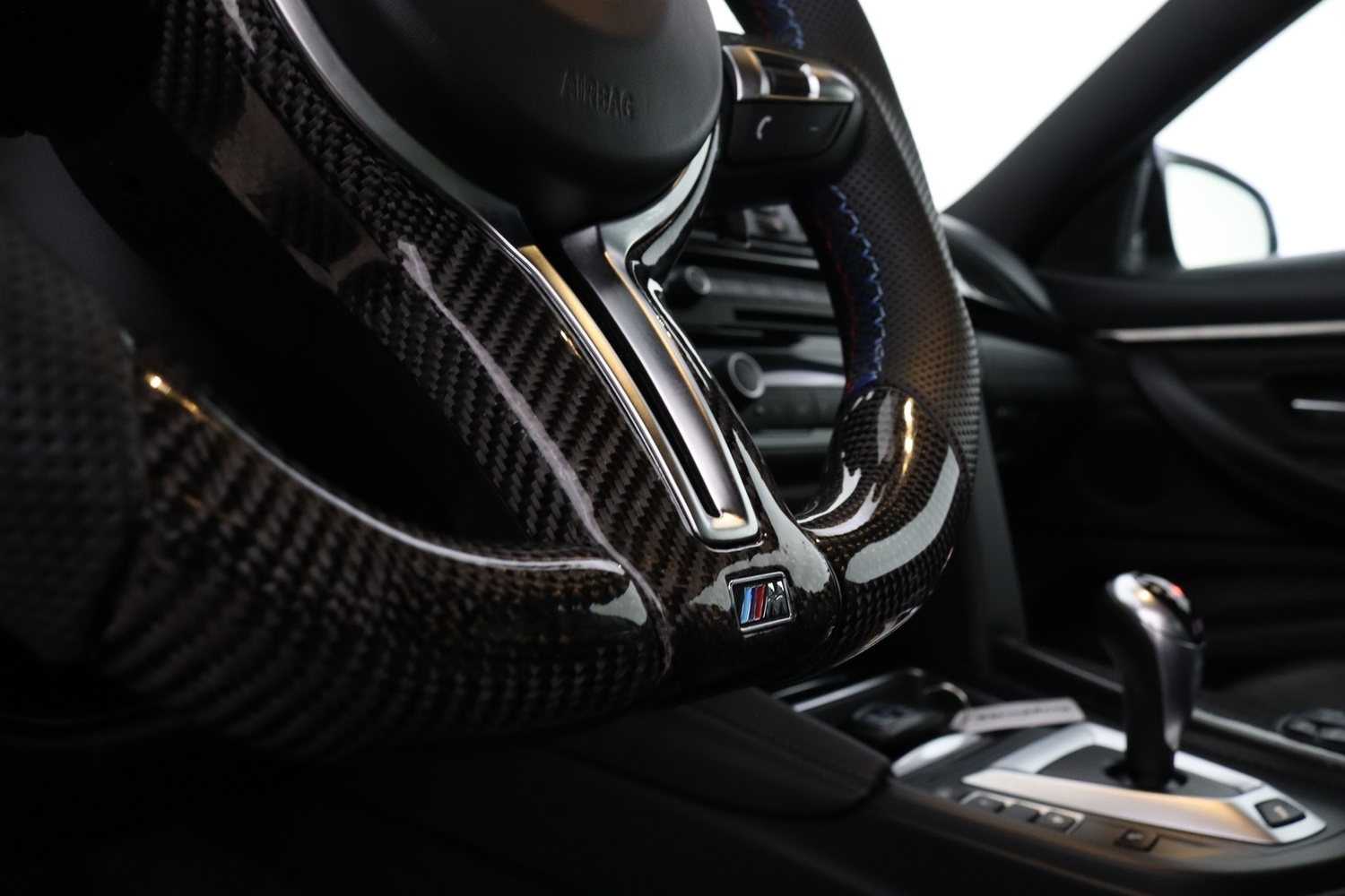 BMW M4 vaihtoauto