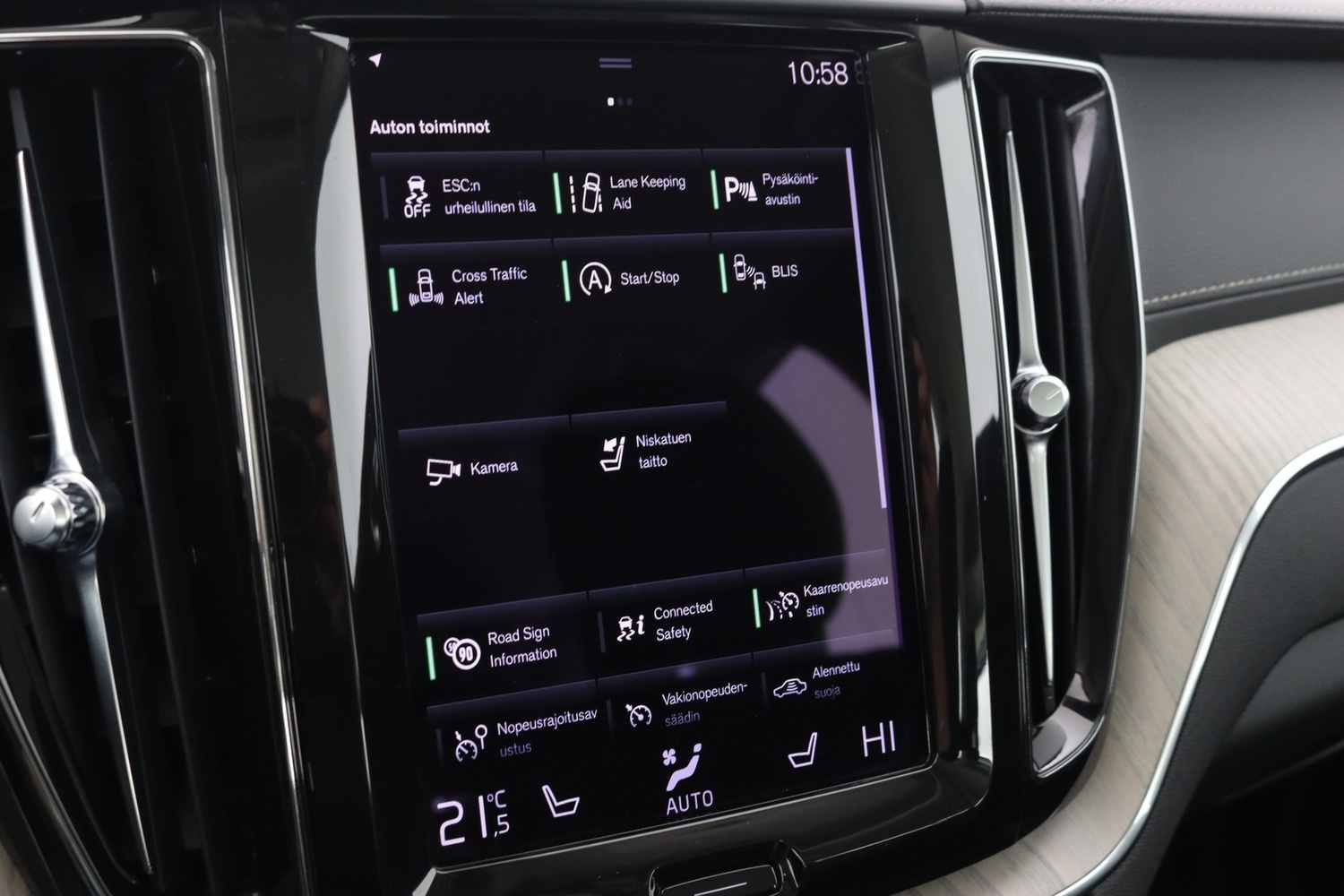 Volvo XC60 vaihtoauto