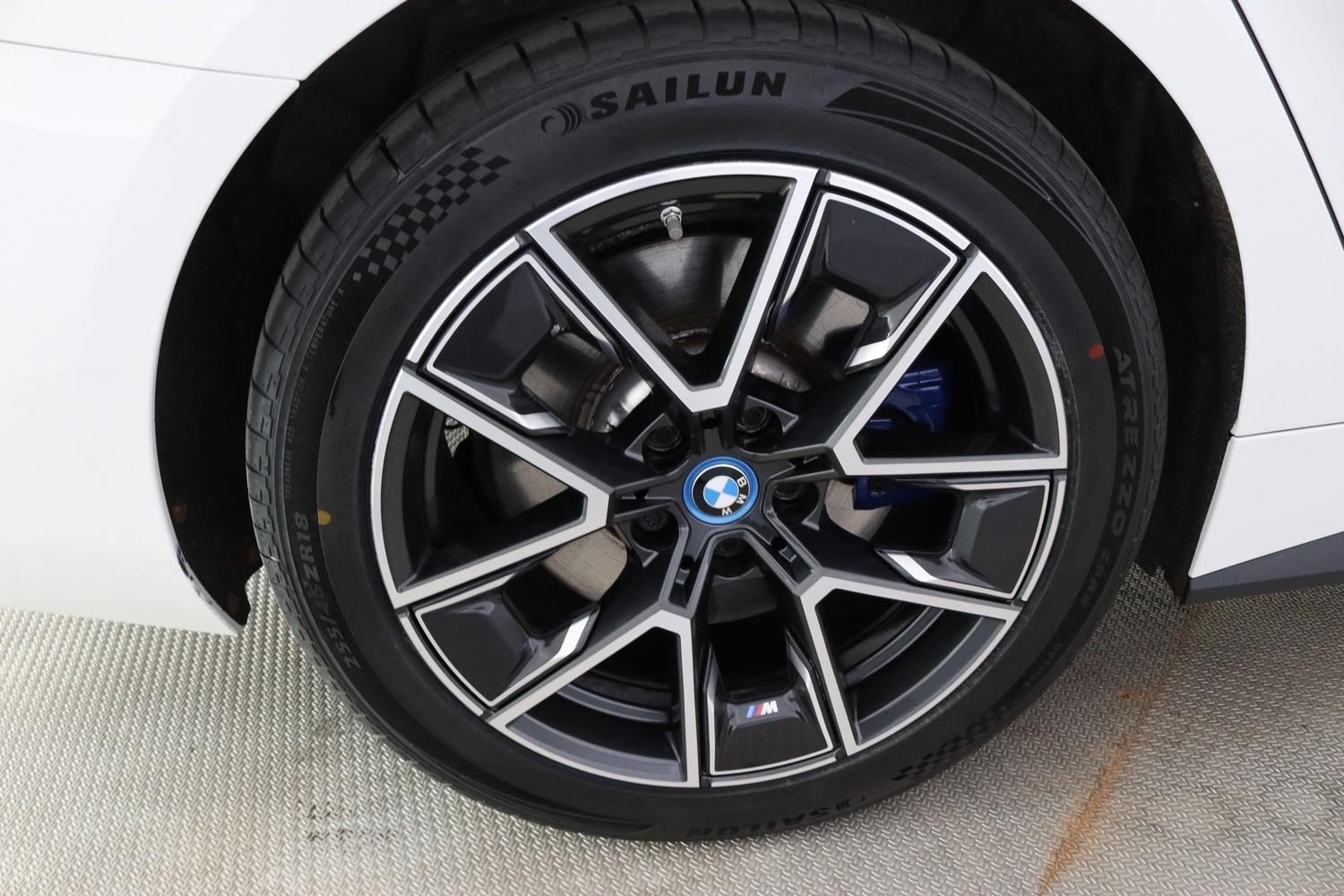 BMW i4 M50 vaihtoauto