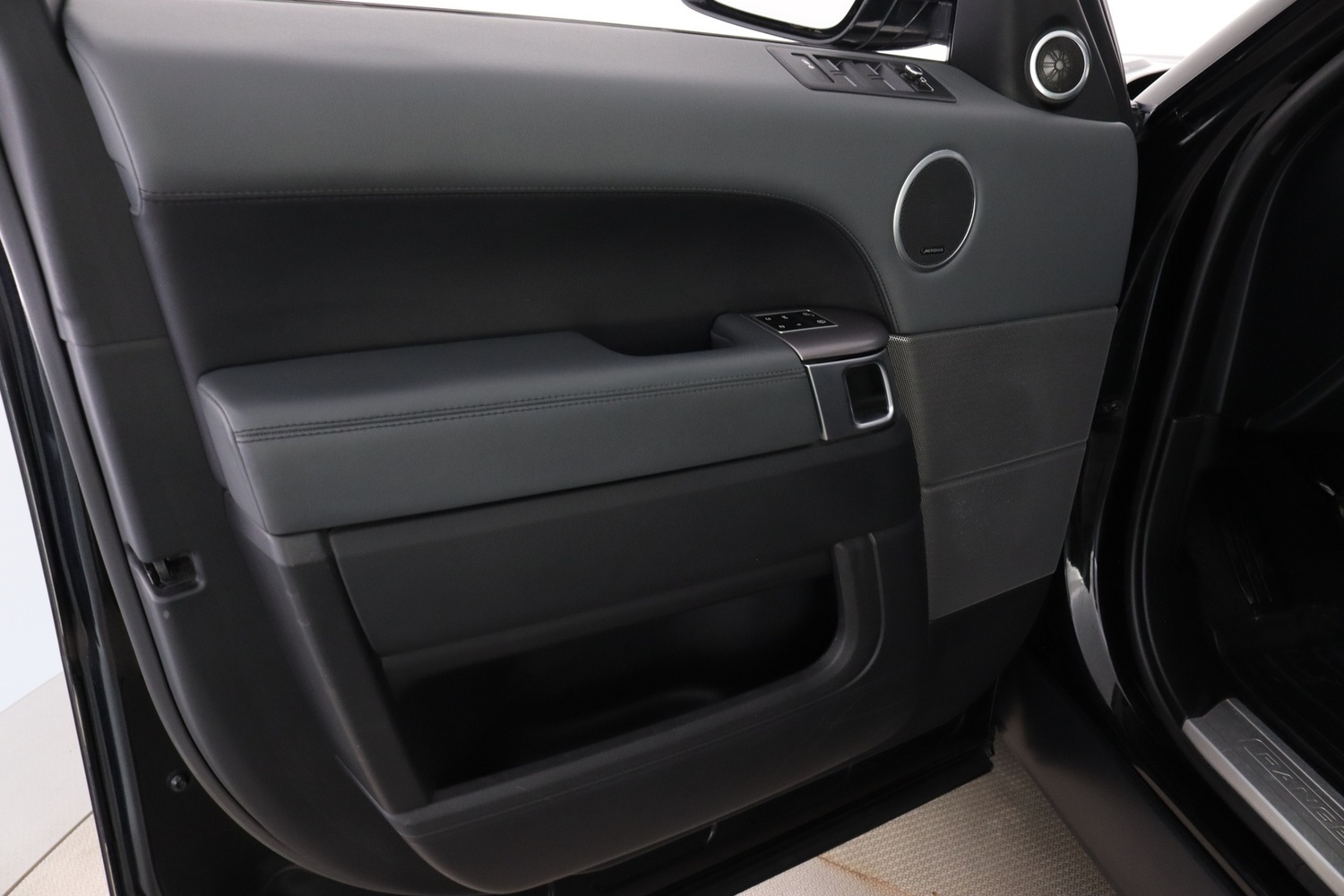 Land Rover Range Rover Sport vaihtoauto