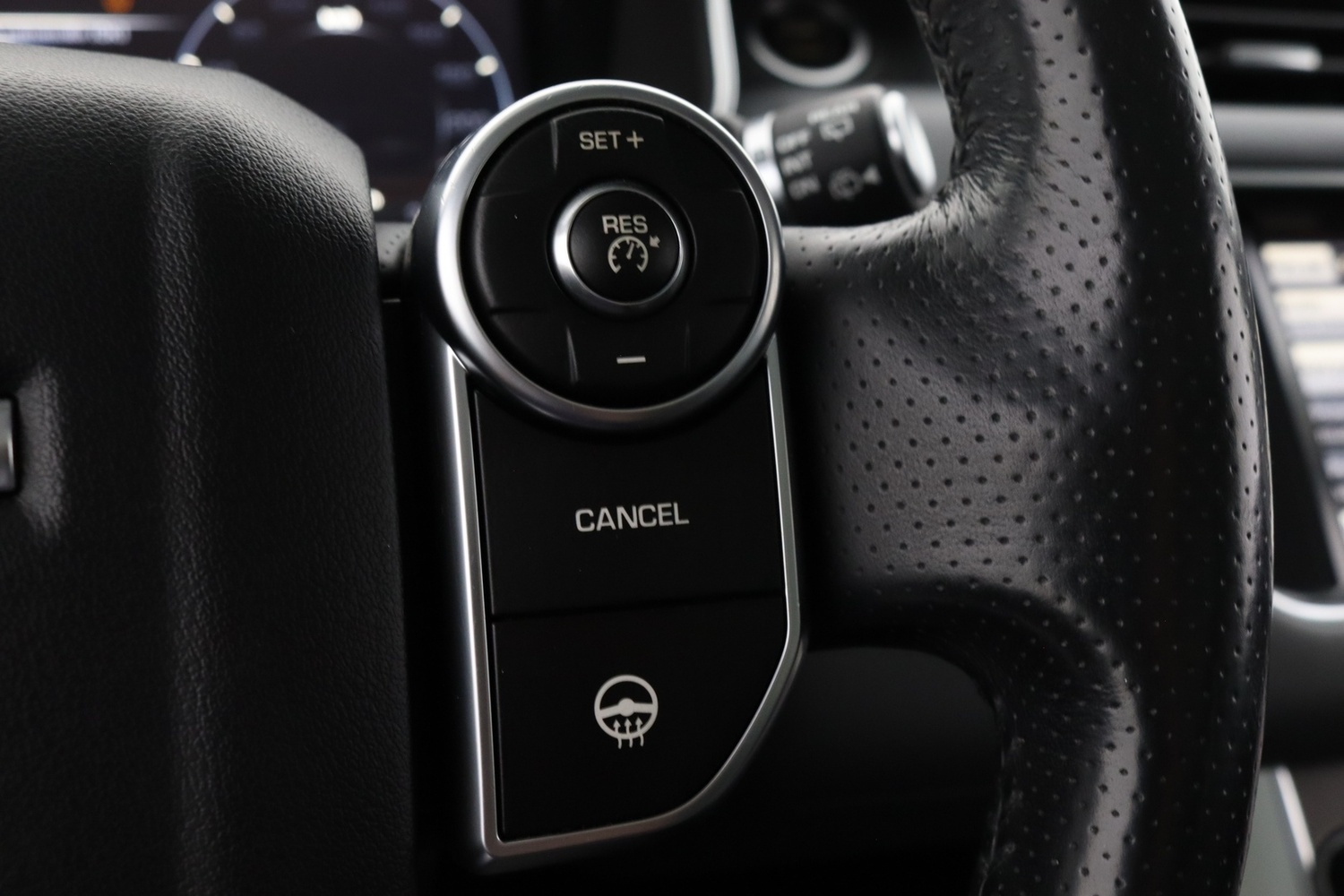 Land Rover Range Rover Sport vaihtoauto
