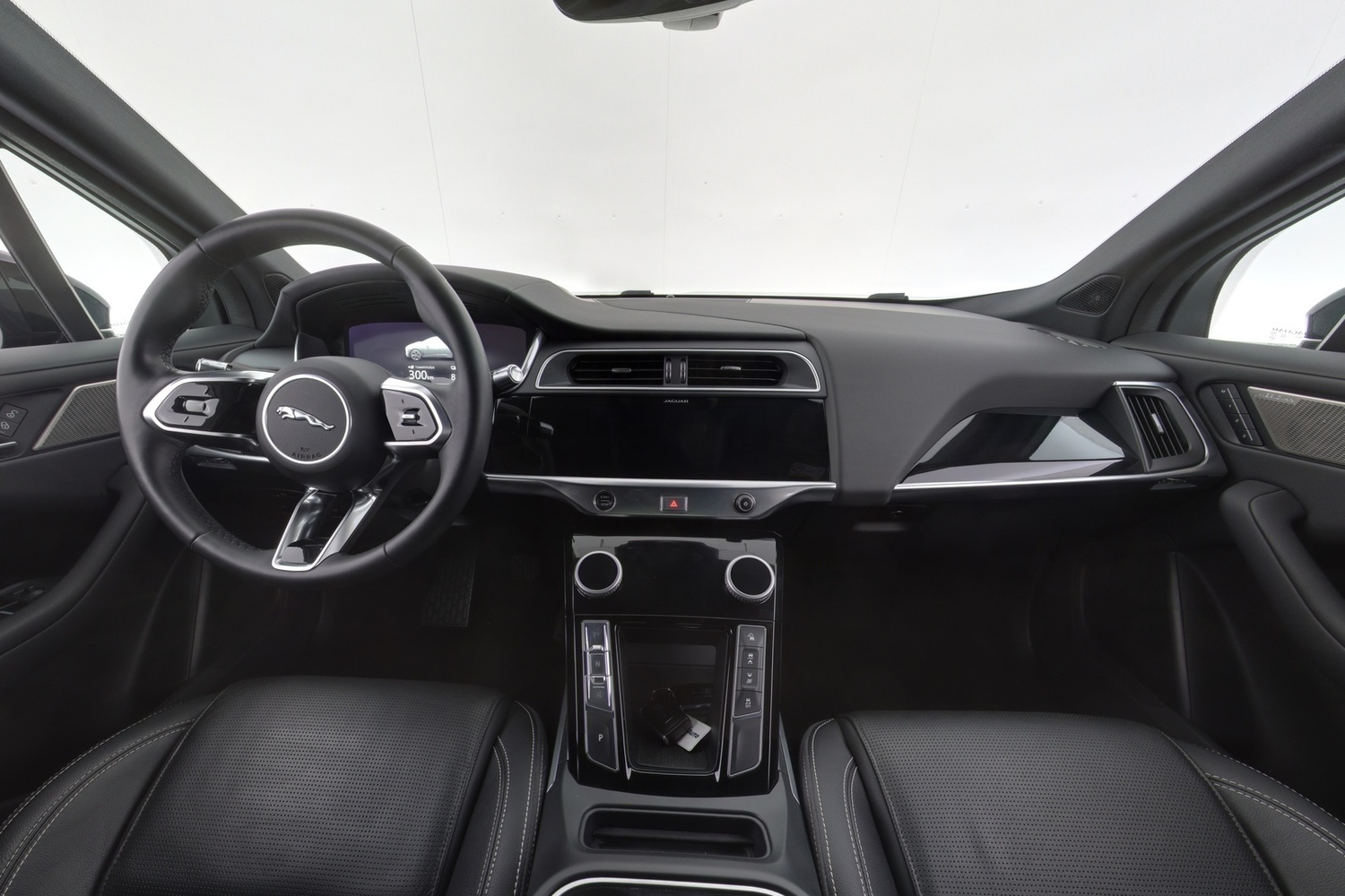 Jaguar I-PACE vaihtoauto