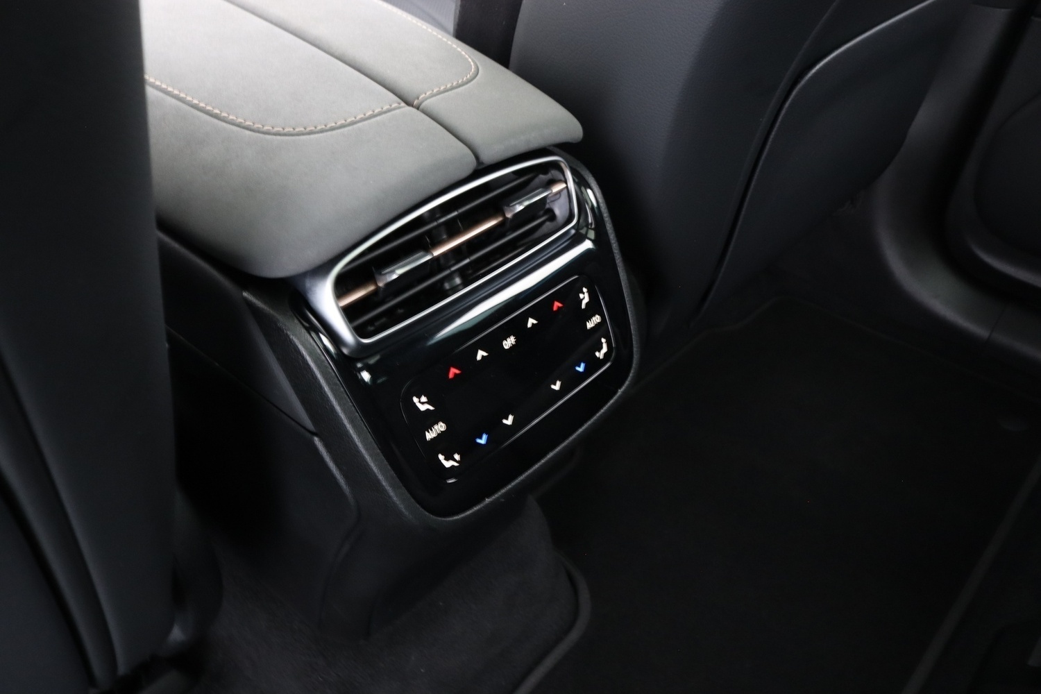 Mercedes-Benz EQS vaihtoauto
