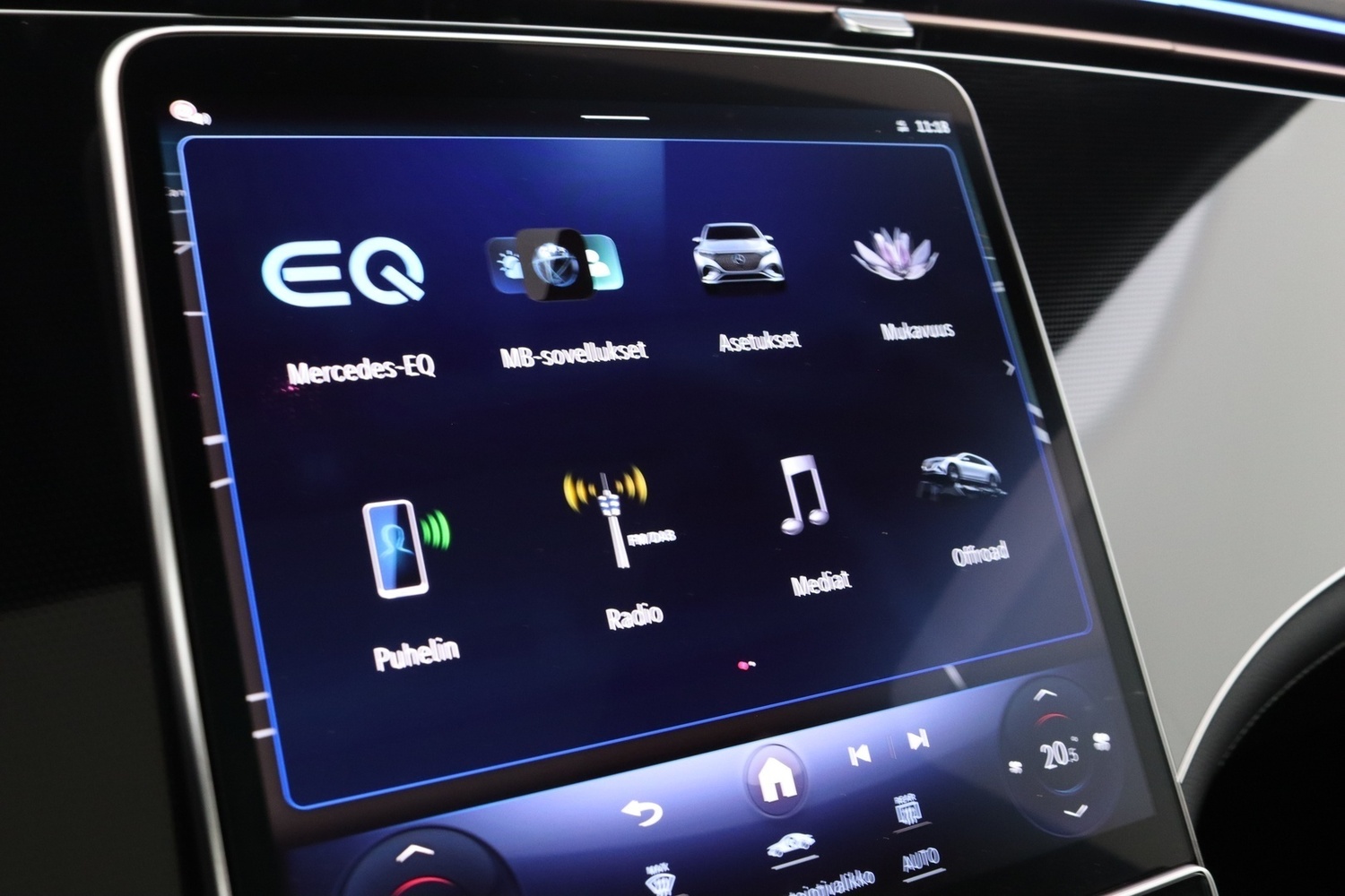 Mercedes-Benz EQS vaihtoauto