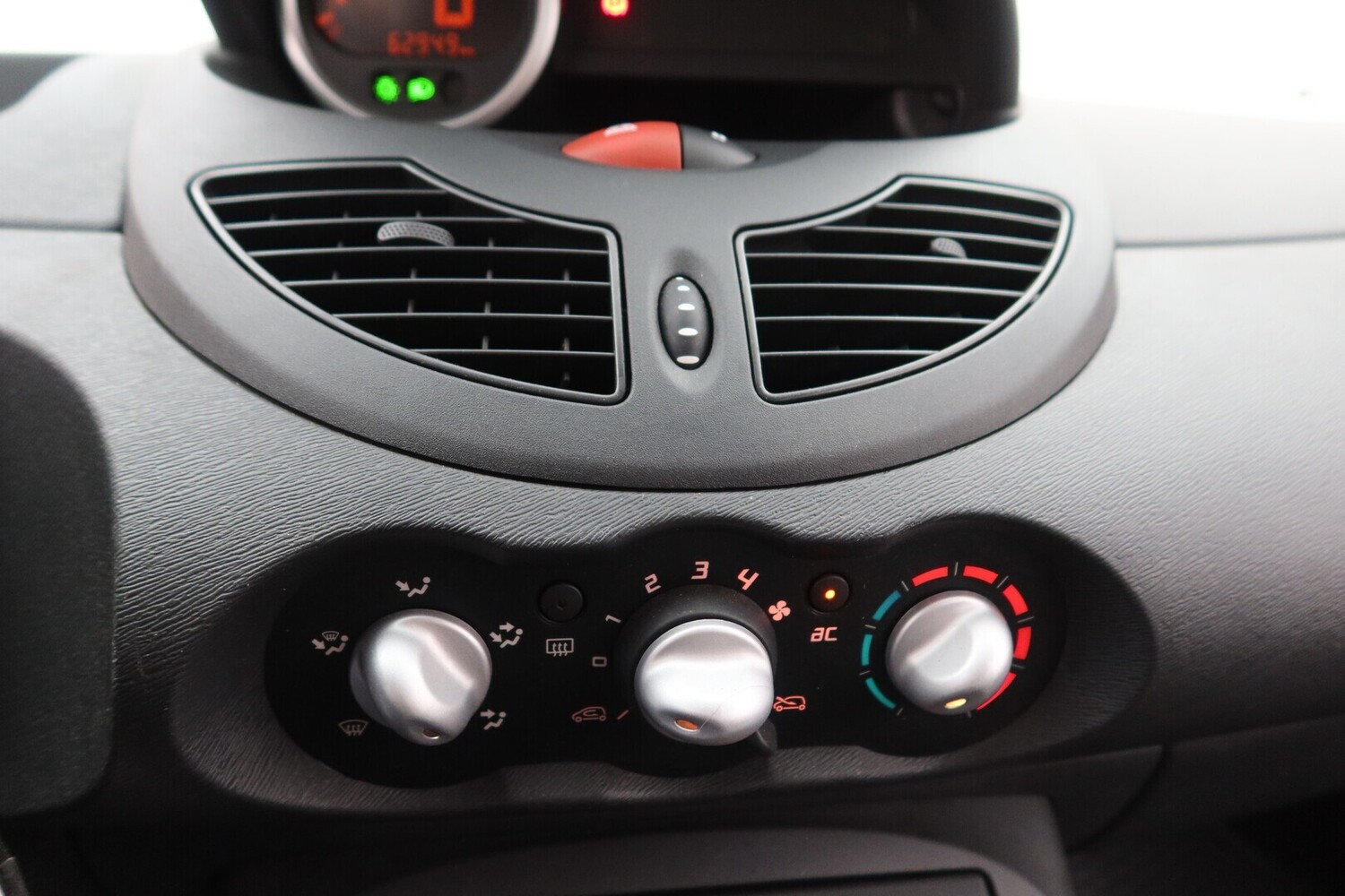 Renault Twingo vaihtoauto