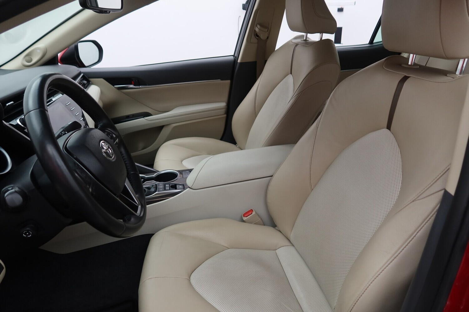 Toyota Camry vaihtoauto