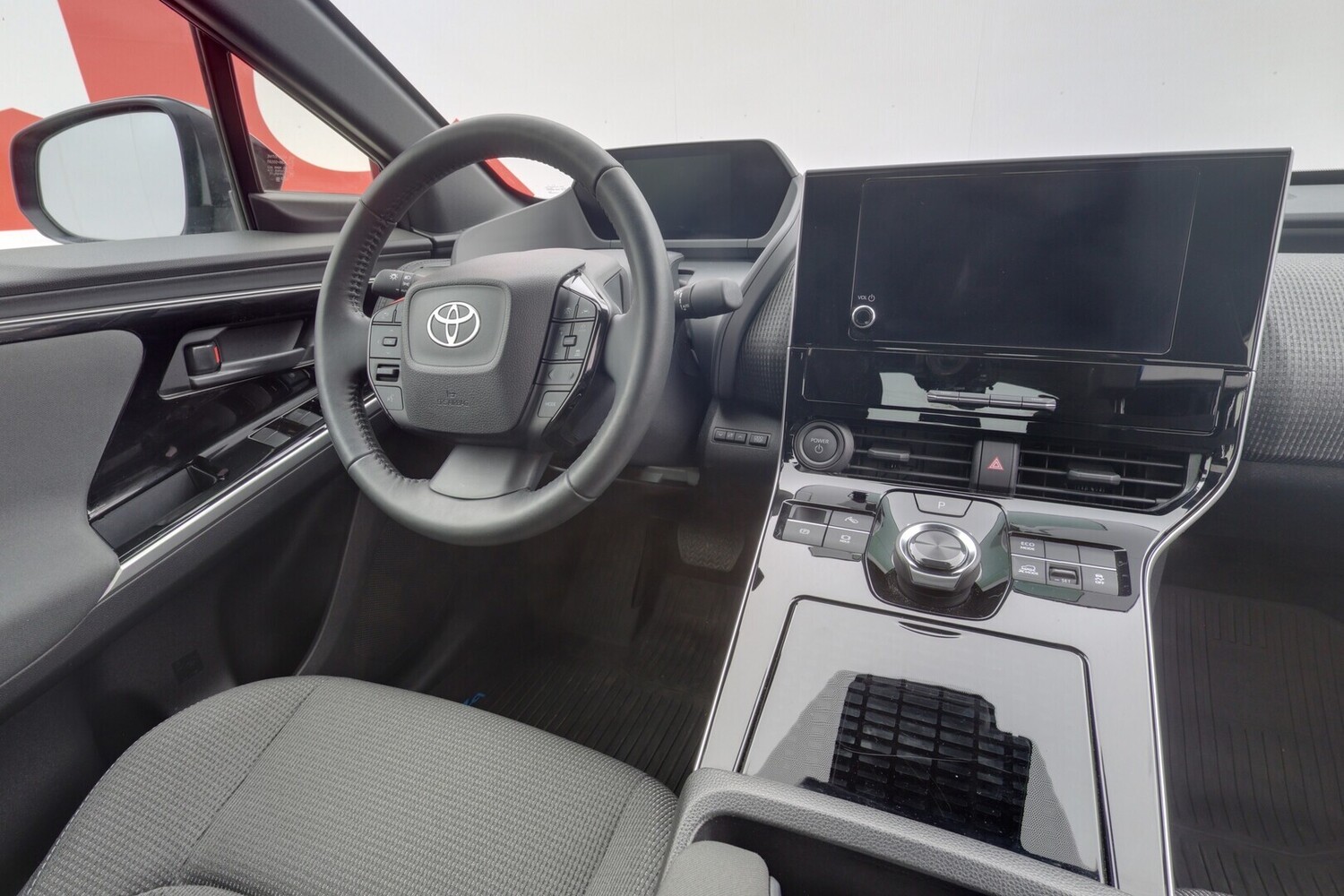 Toyota bZ4X vaihtoauto