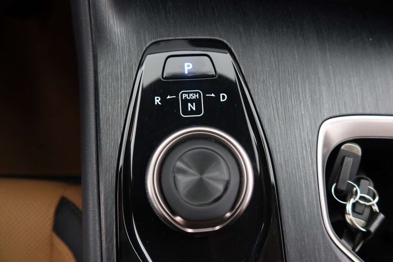 Lexus RZ vaihtoauto