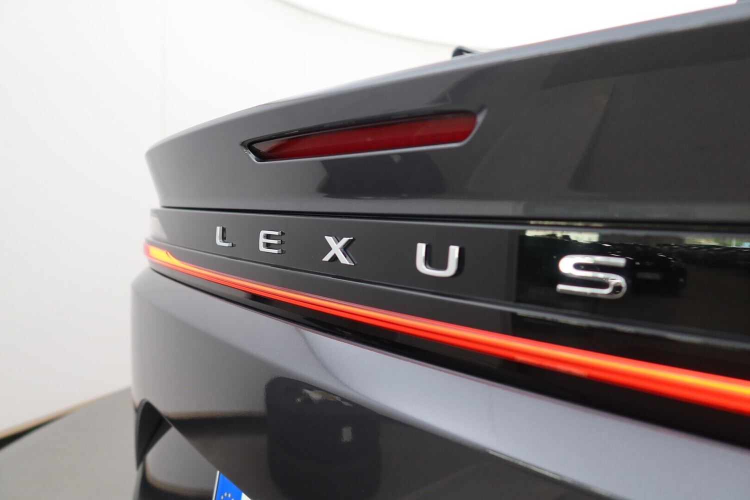 Lexus RZ vaihtoauto
