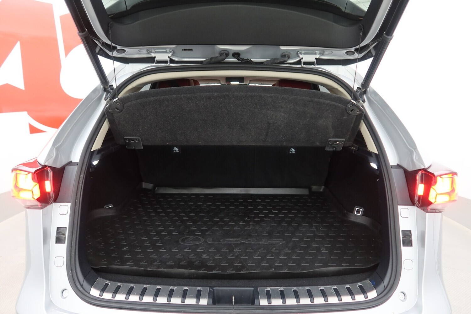 Lexus NX vaihtoauto