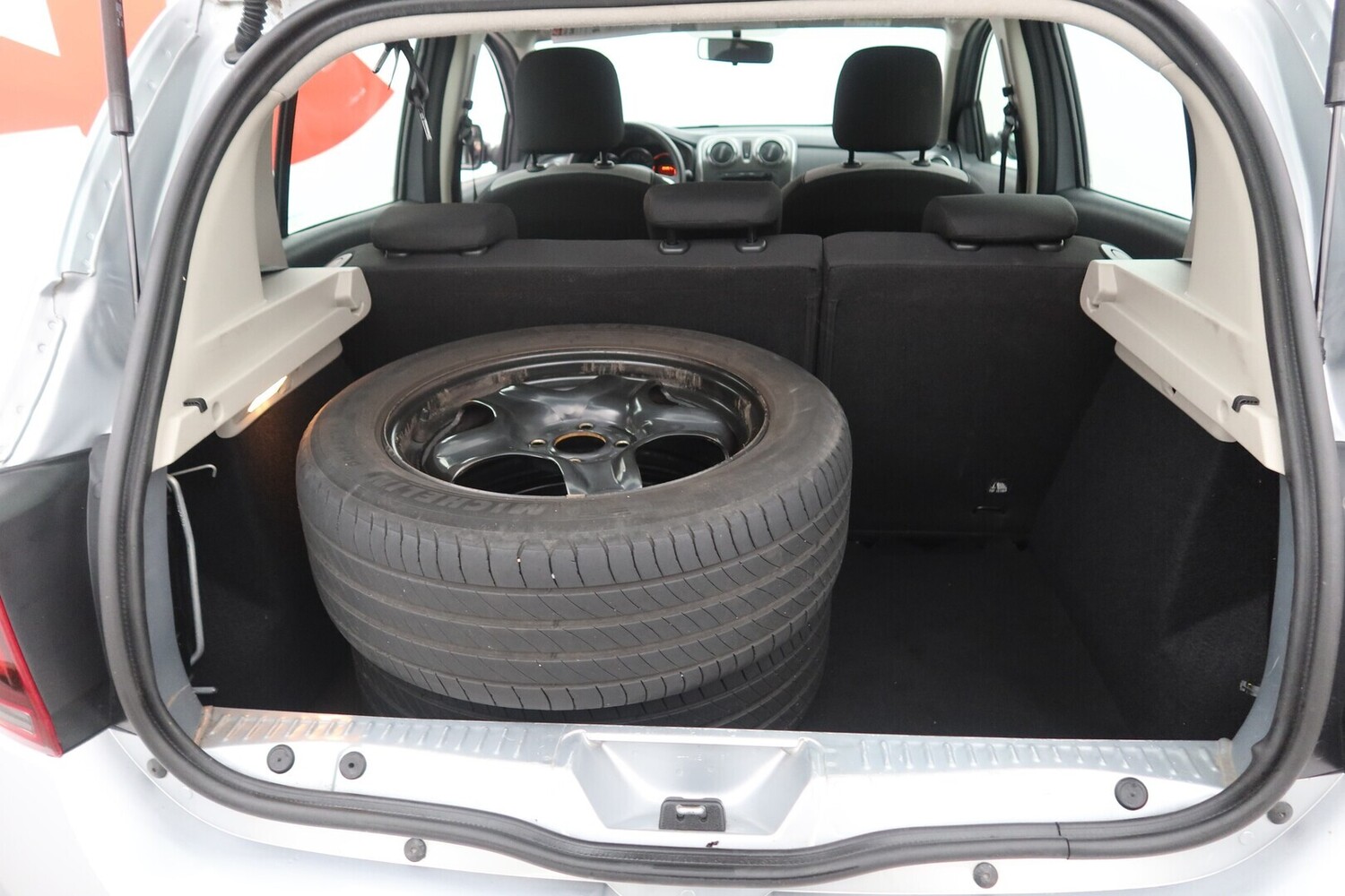 Dacia Sandero vaihtoauto
