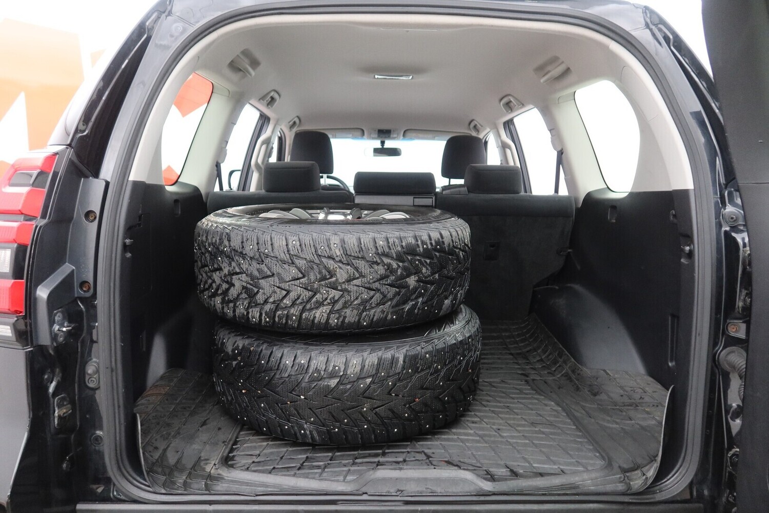 Toyota Land Cruiser vaihtoauto