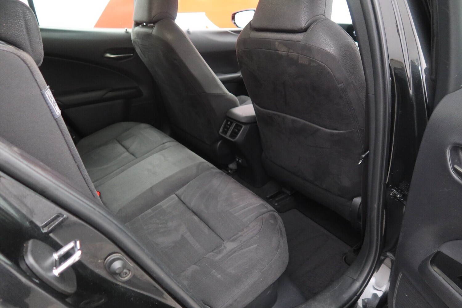Lexus UX vaihtoauto